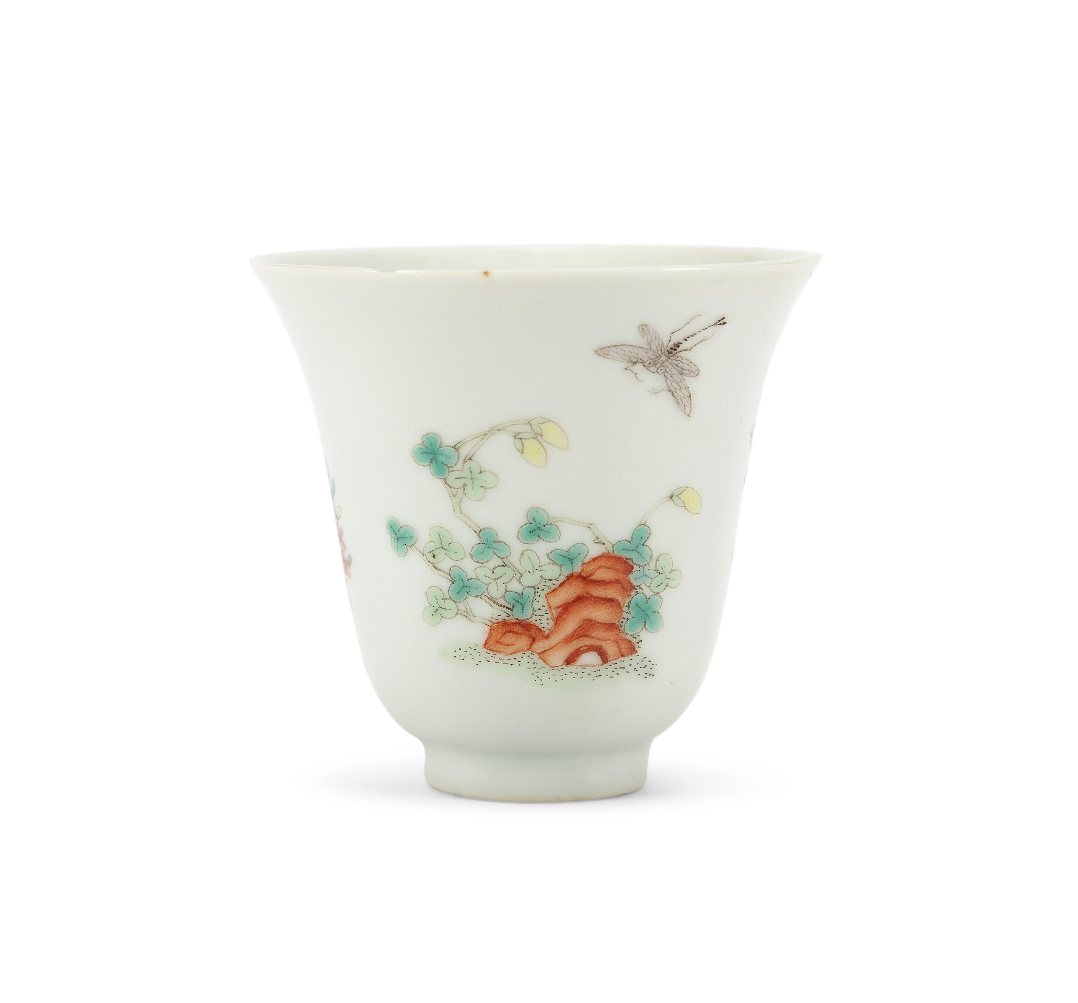 A Chinese famille verte 'floral' wine cup Late Qing dynasty/Republic period, apocryphal Kangxi s... - Image 2 of 2