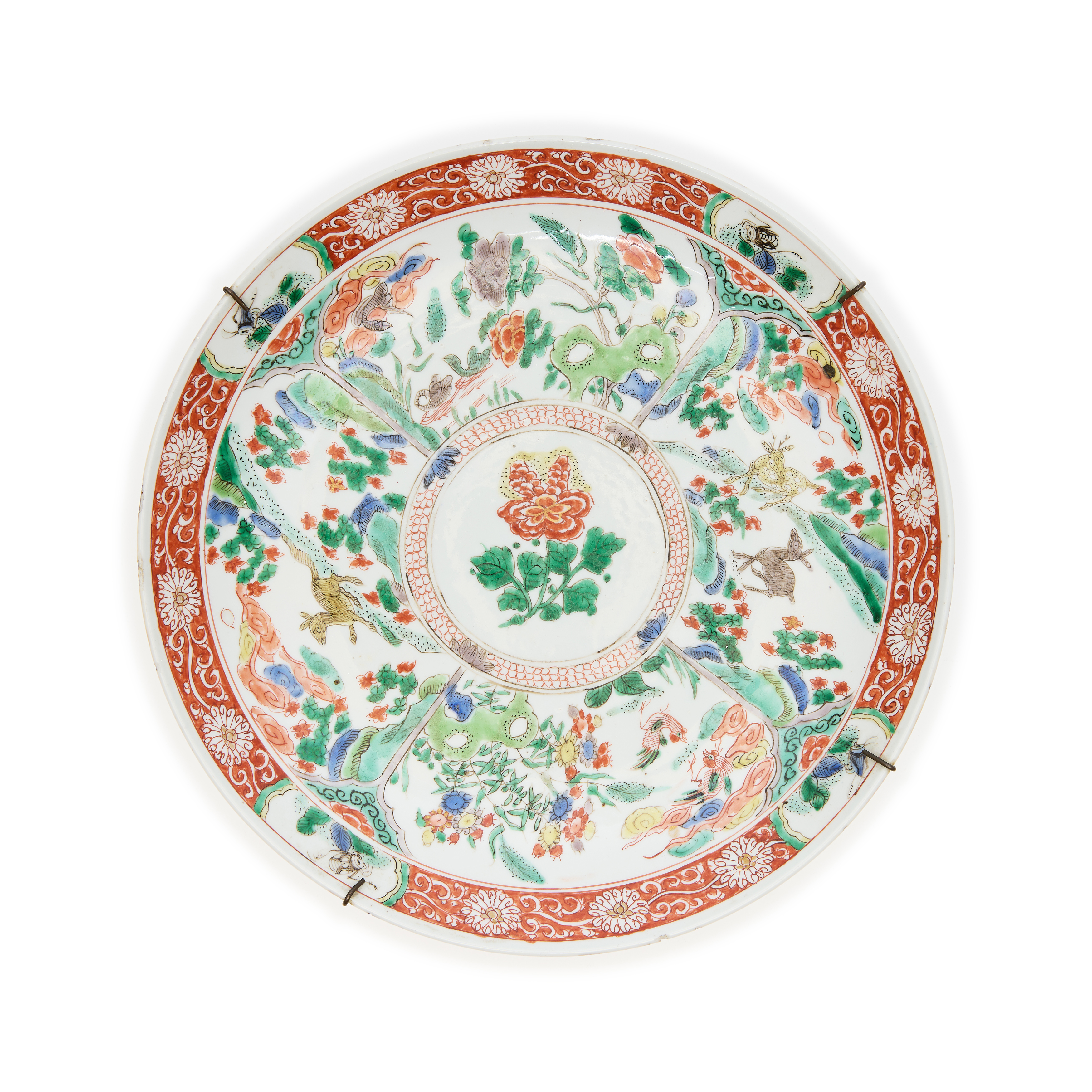 A Chinese famille verte 'animal and flower' dish Qing dynasty, Kangxi period Painted to the cen... - Image 2 of 2