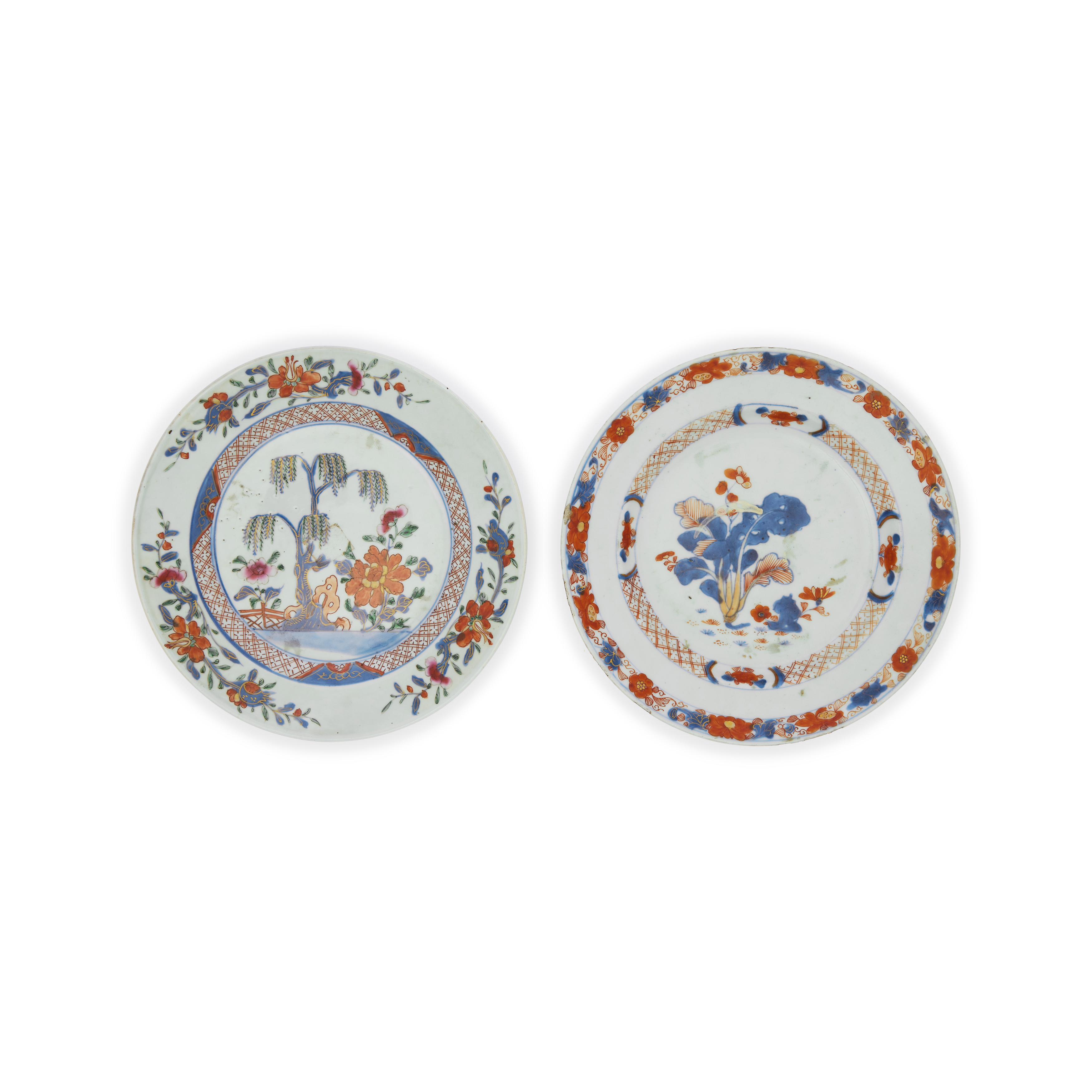 A Chinese Imari and a Chinese rose-Imari plate Qing dynasty, Qianlong period The first enamelle...