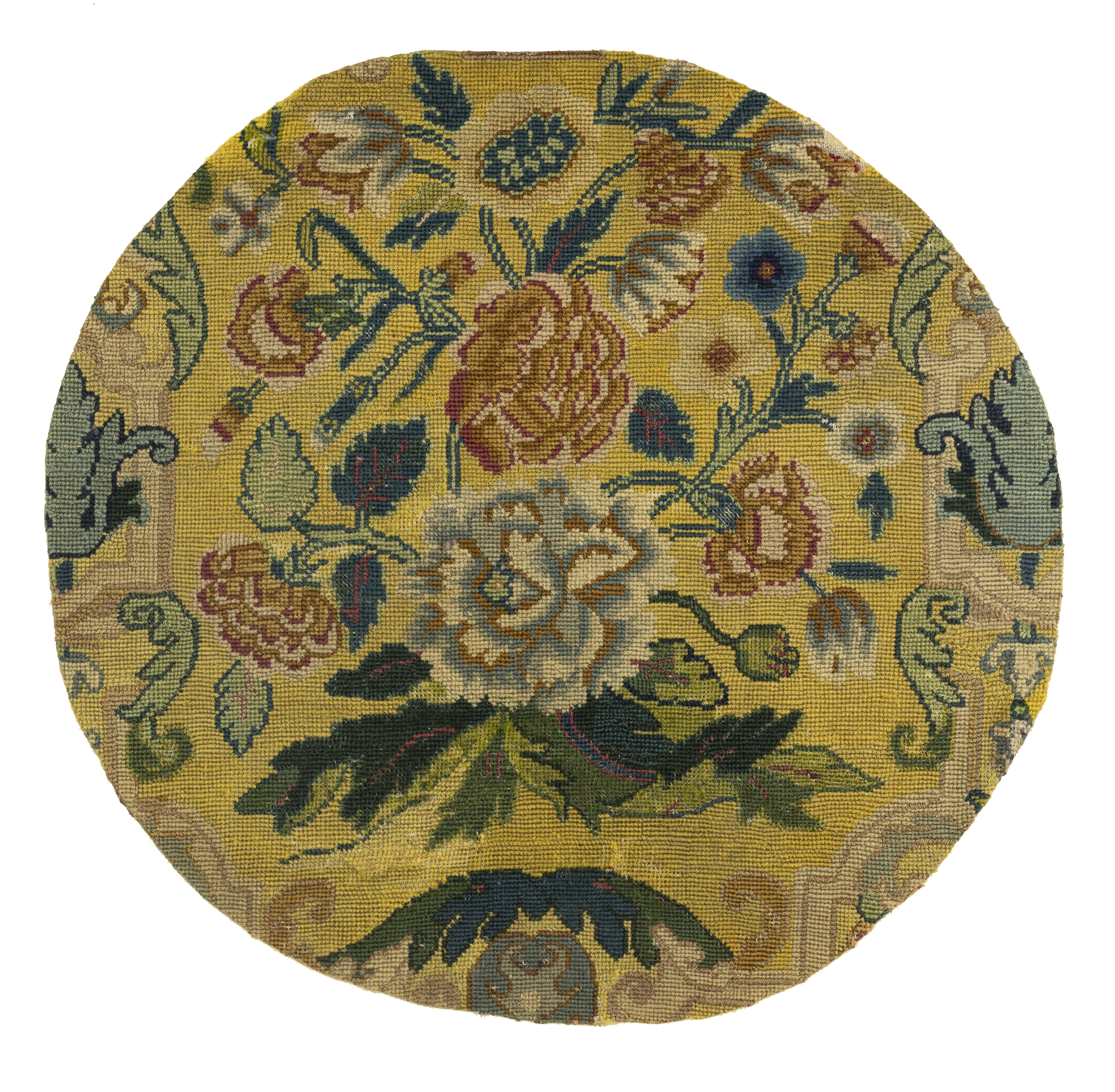 Two French oval needlework fragments, 18th century, Worked in wool, both with blossoming flowers ... - Image 4 of 5
