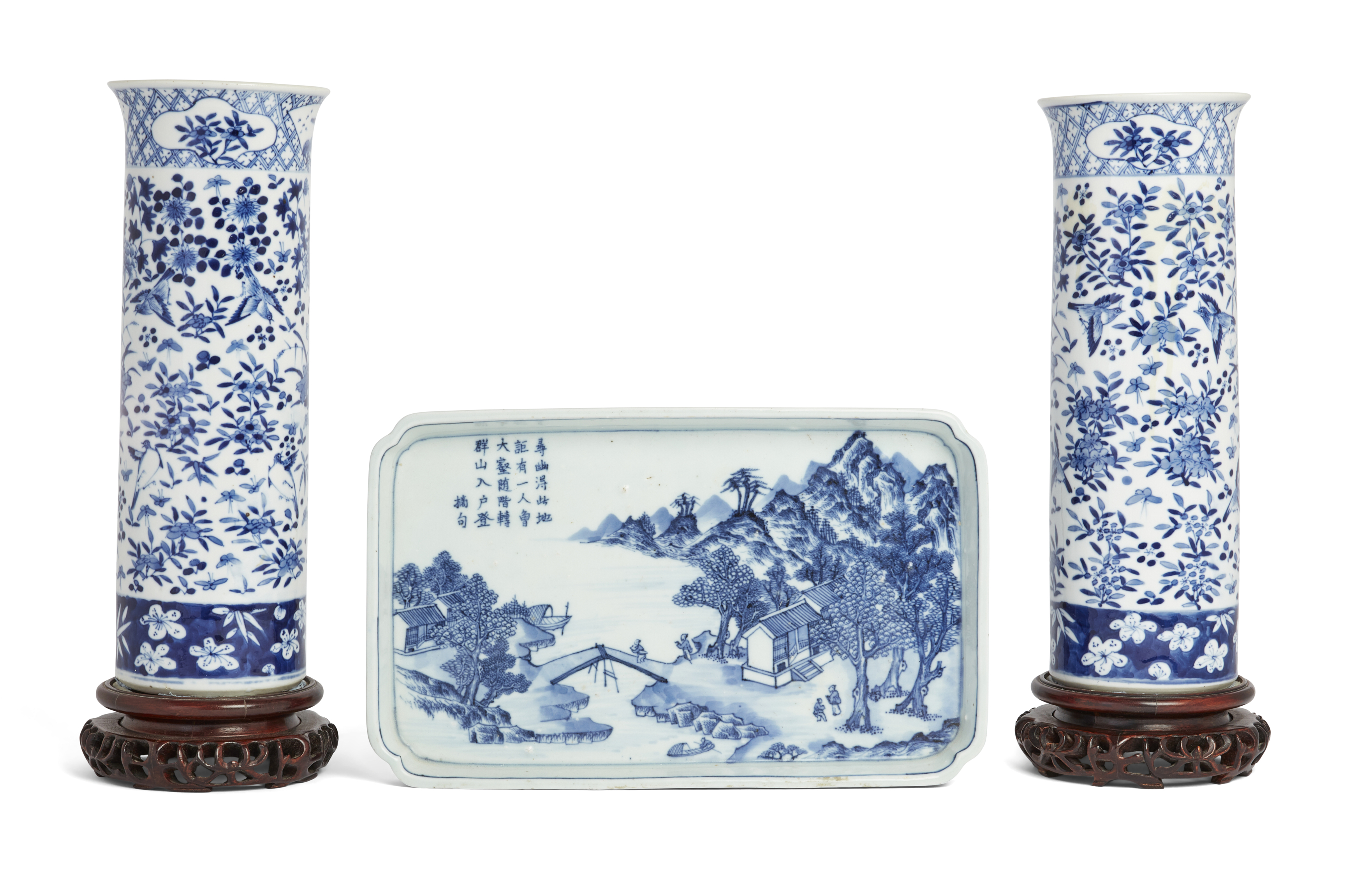 A pair of Chinese blue and white sleeve vases and a blue and white rectangular tray, Late Qing dy...