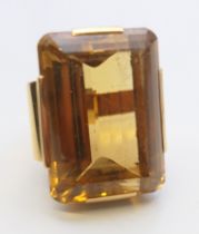 A French 18 ct gold emerald cut citrine ring, eagle's head French mark outside band.