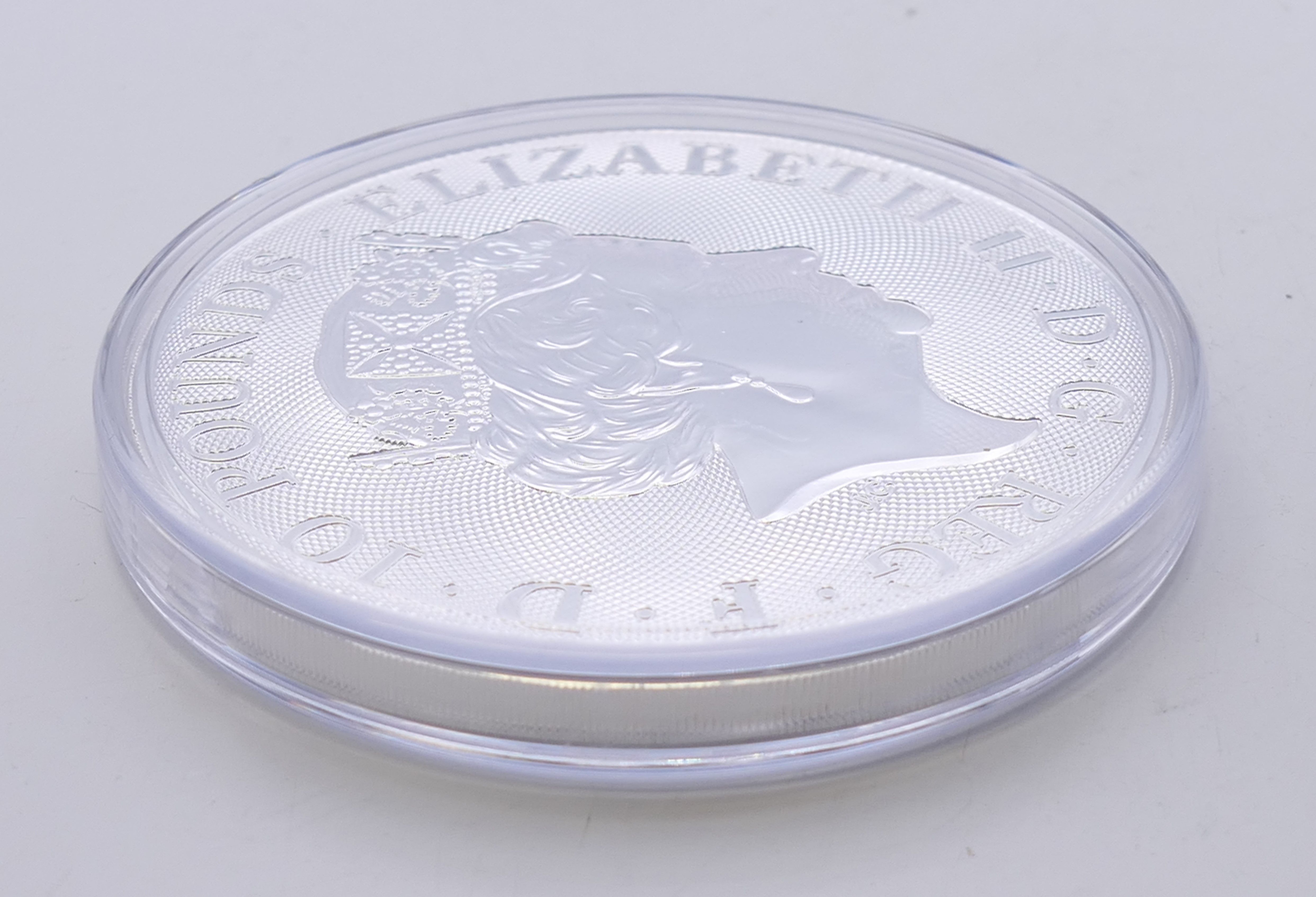 A 2021 10oz fine silver 10 pound coin. - Image 4 of 4