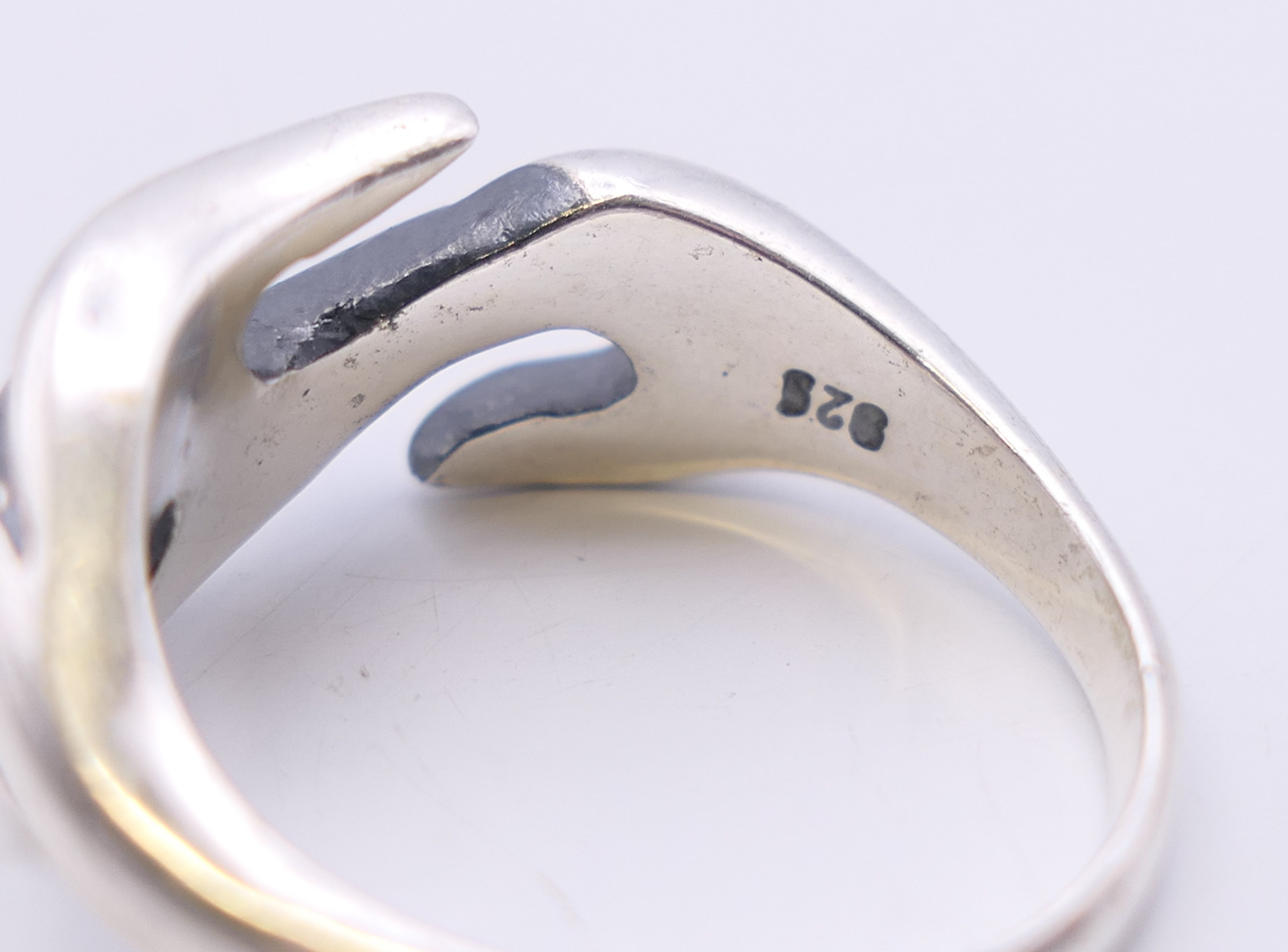 A silver Modernist ring. Ring size R/S. - Image 5 of 6