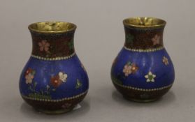 A pair of Japanese cloisonne vases. 7 cm high.