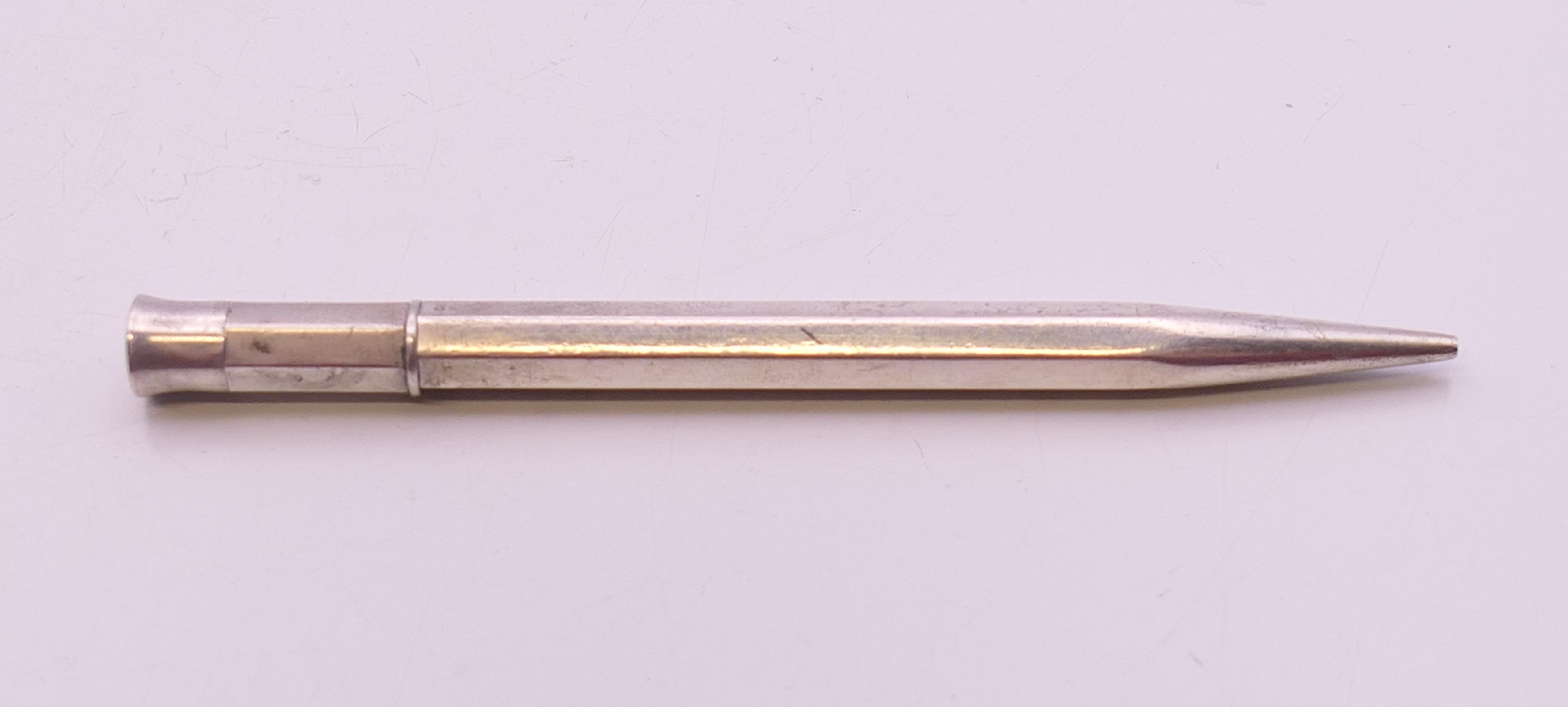 A Sampson Mordan & Co silver propelling pencil. 9.5 cm long. - Image 2 of 5