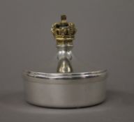 A small silver box surmounted with a crown commemorating Queen Elizabeth II Silver Jubilee. 6.