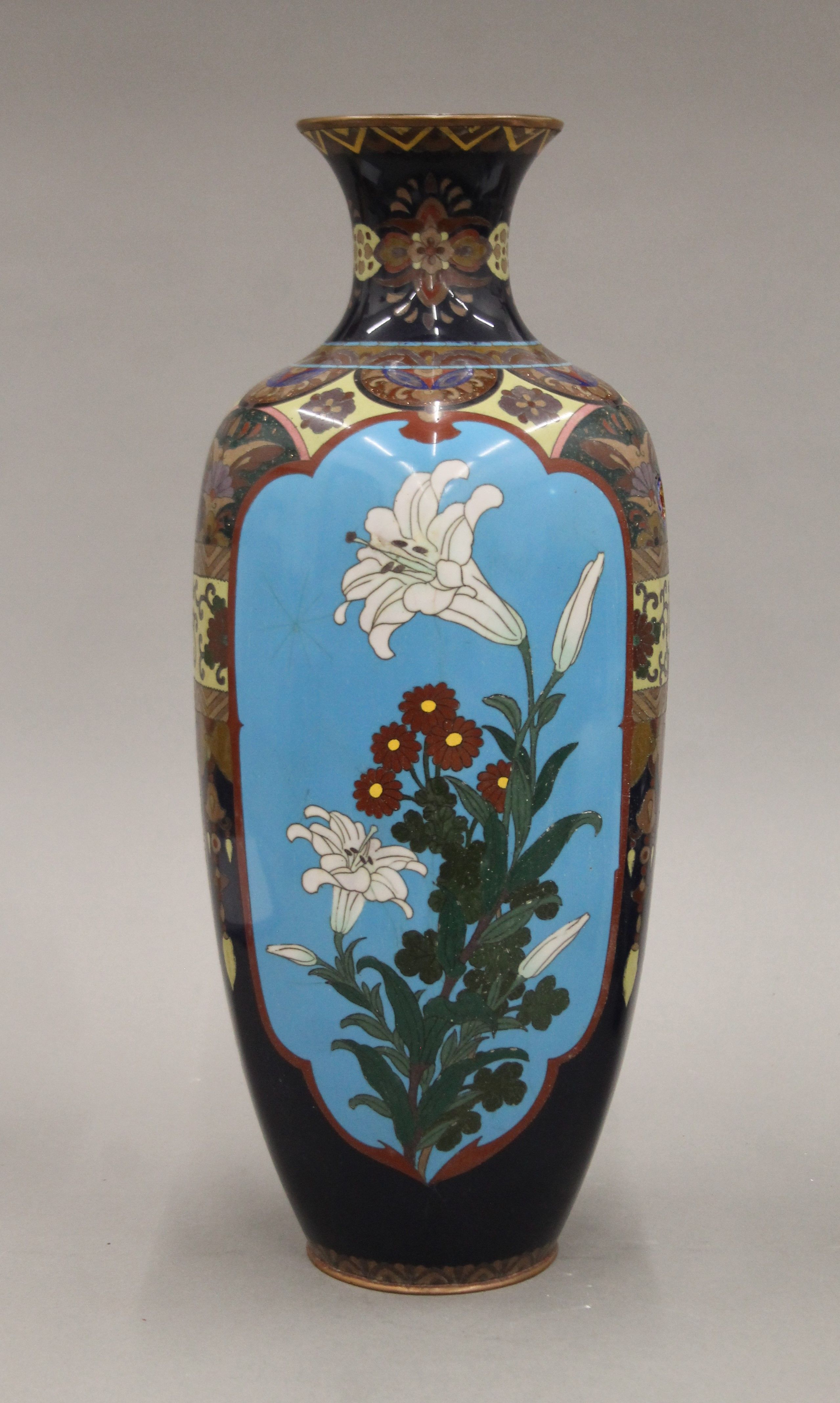 A large late 19th/early 20th century Japanese cloisonne vase decorated with floral sprays. - Image 2 of 11