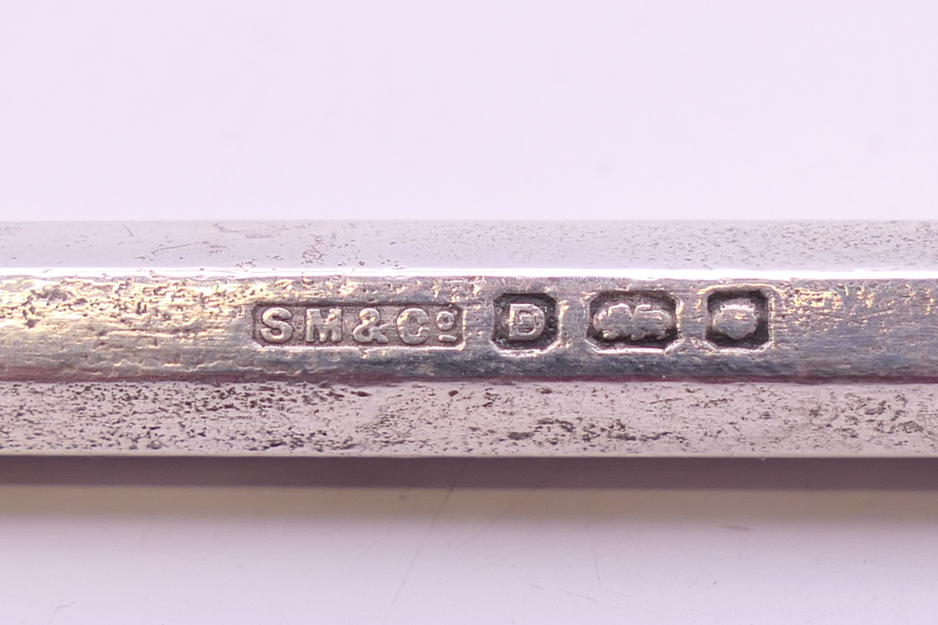 A Sampson Mordan & Co silver propelling pencil. 9.5 cm long. - Image 4 of 5