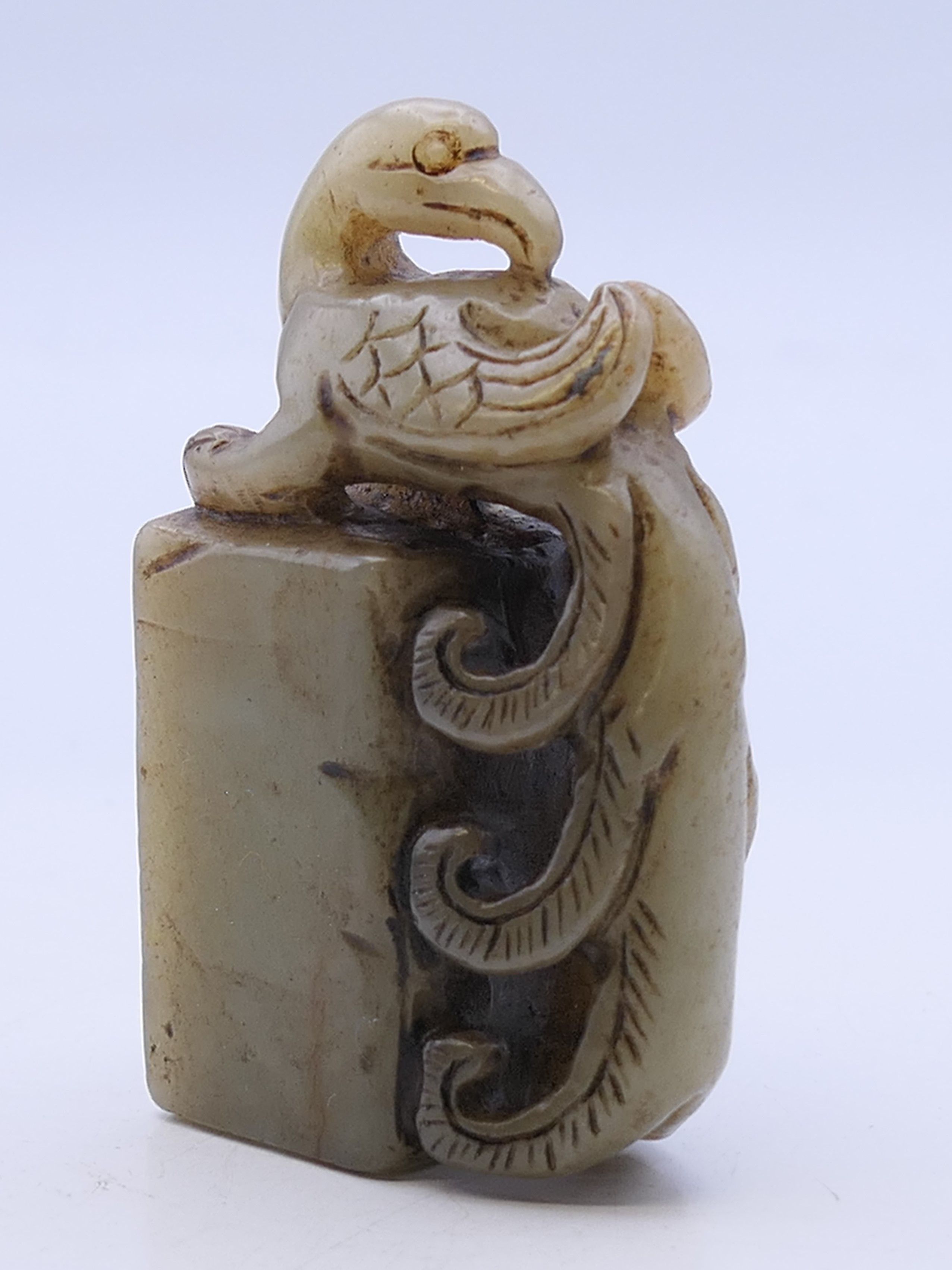 A jade bird seal. 6 cm high. - Image 2 of 3