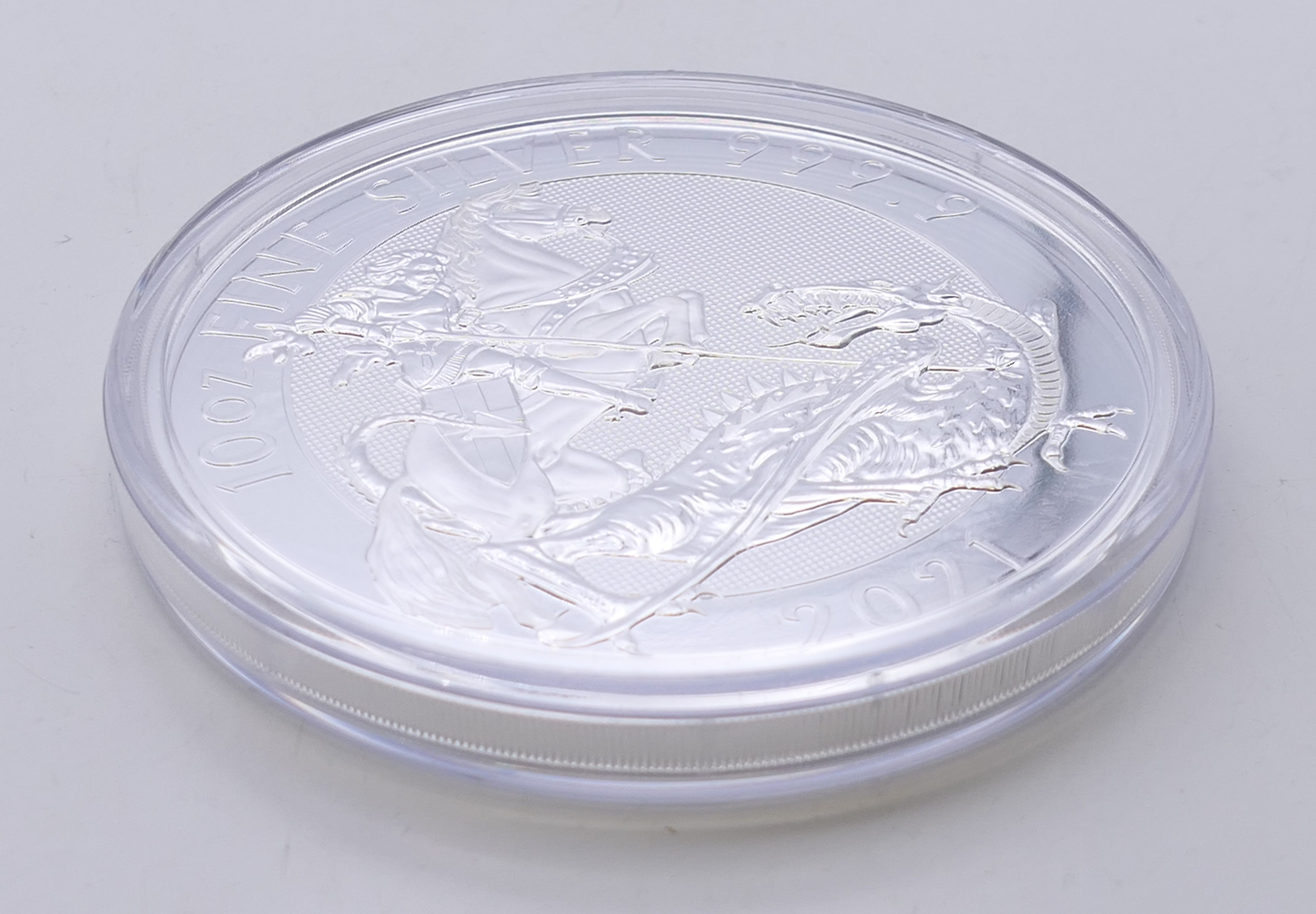A 2021 10oz fine silver 10 pound coin. - Image 2 of 4