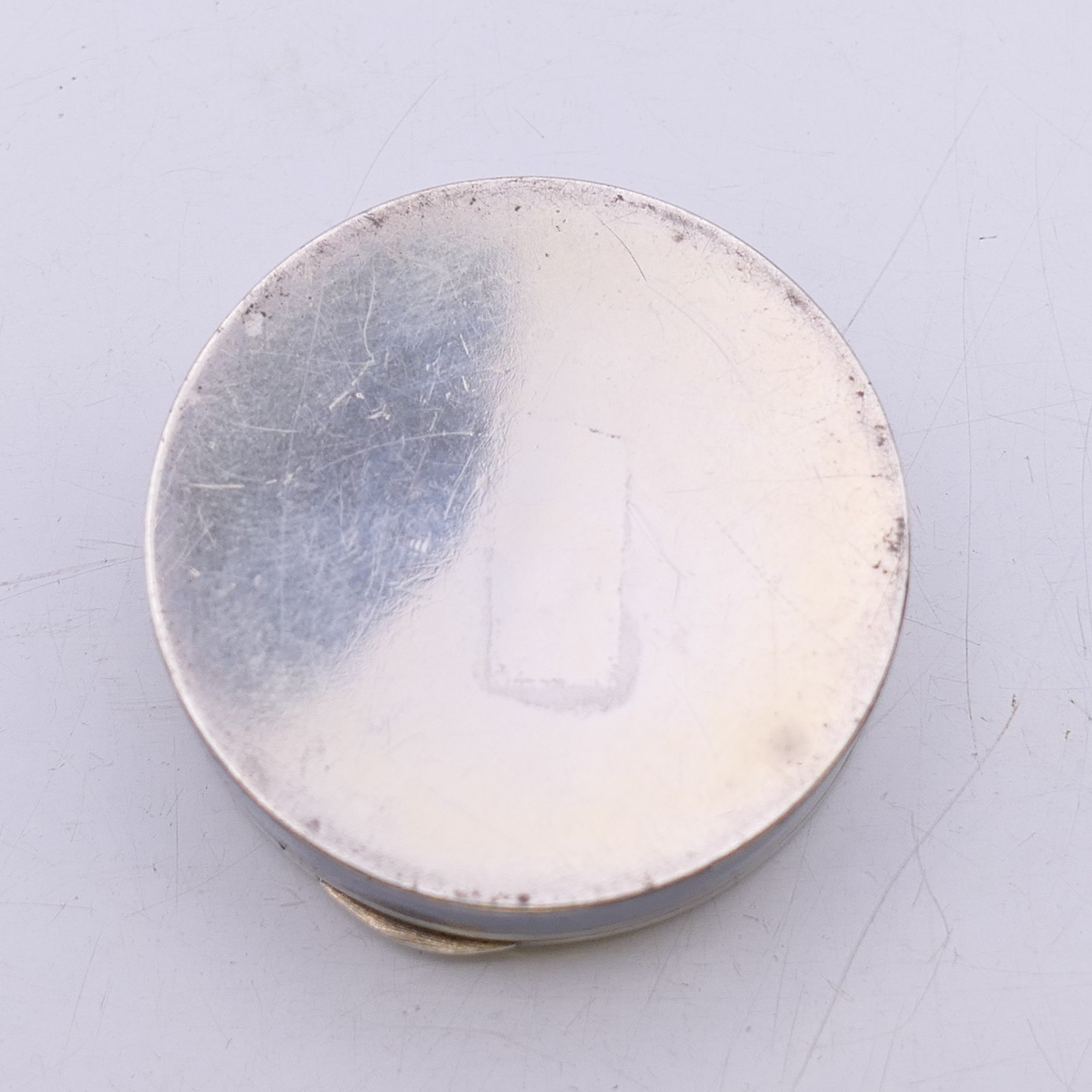 A late 19th/early 20th century French silver and enamel pill box, - Image 3 of 9