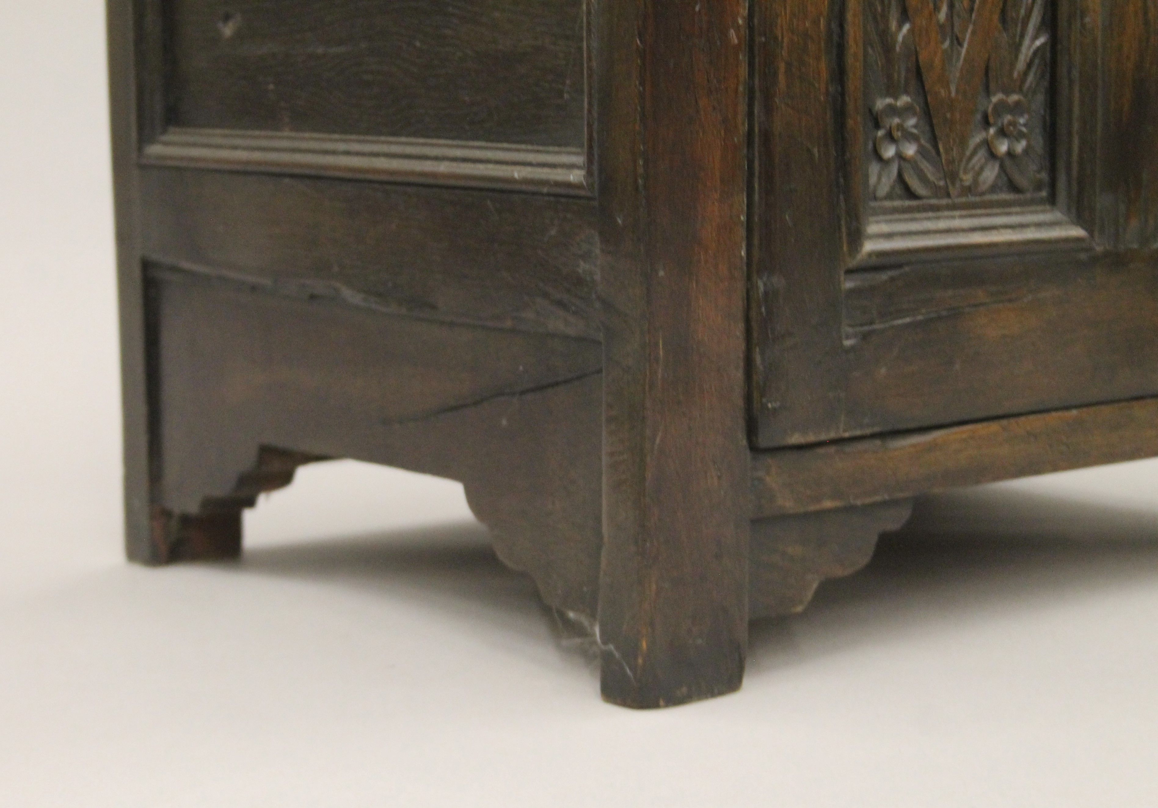 A pair of carved oak bedside cupboards. Each 53 cm wide. - Image 6 of 6