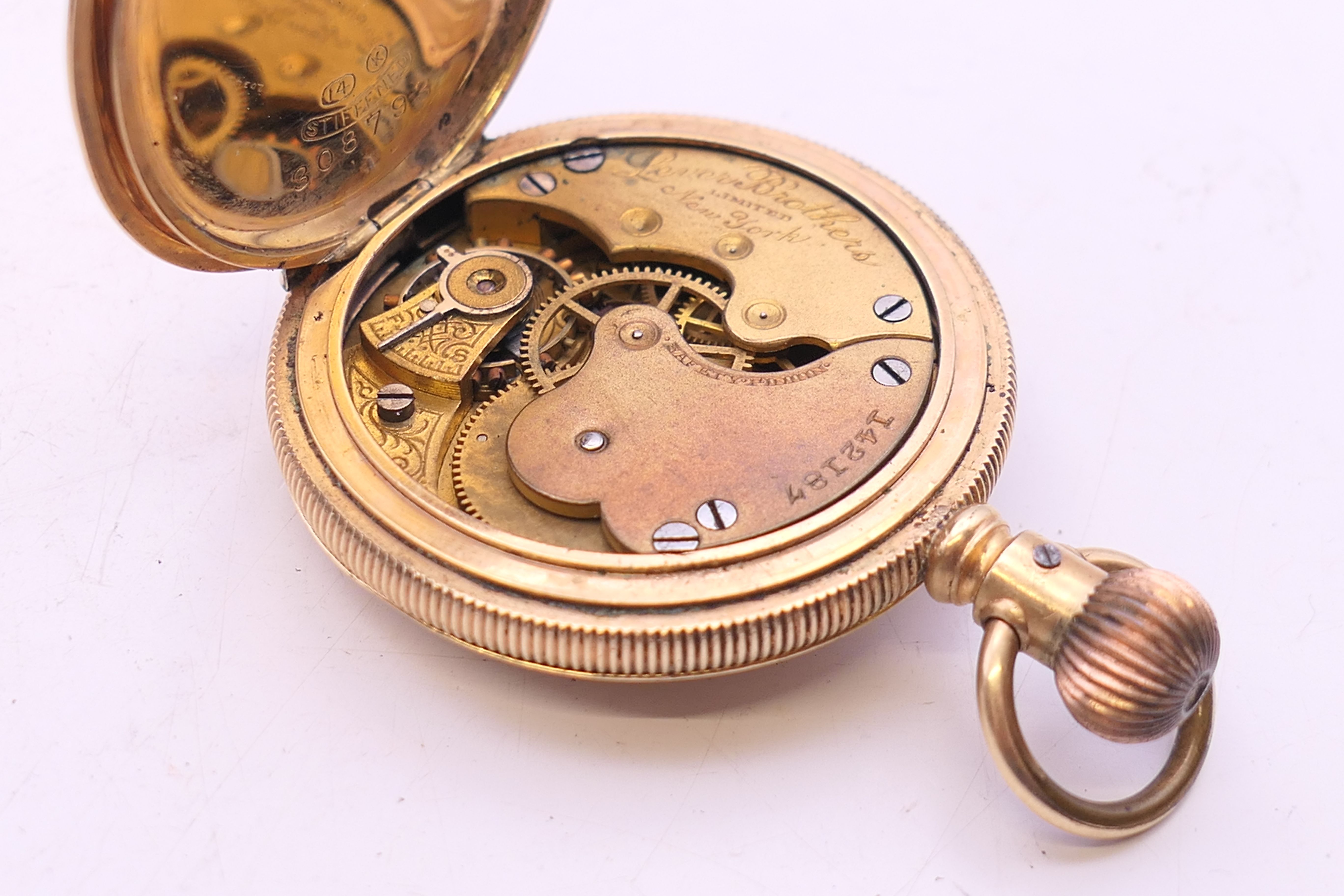 A 14 K gold stiffened half hunter pocket watch. 4 cm diameter. - Image 6 of 7