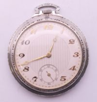 A 925 silver gentleman's pocket watch. 4.75 cm diameter.