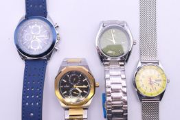 A quantity of various gentleman's wristwatches. The largest 5.5 cm wide.
