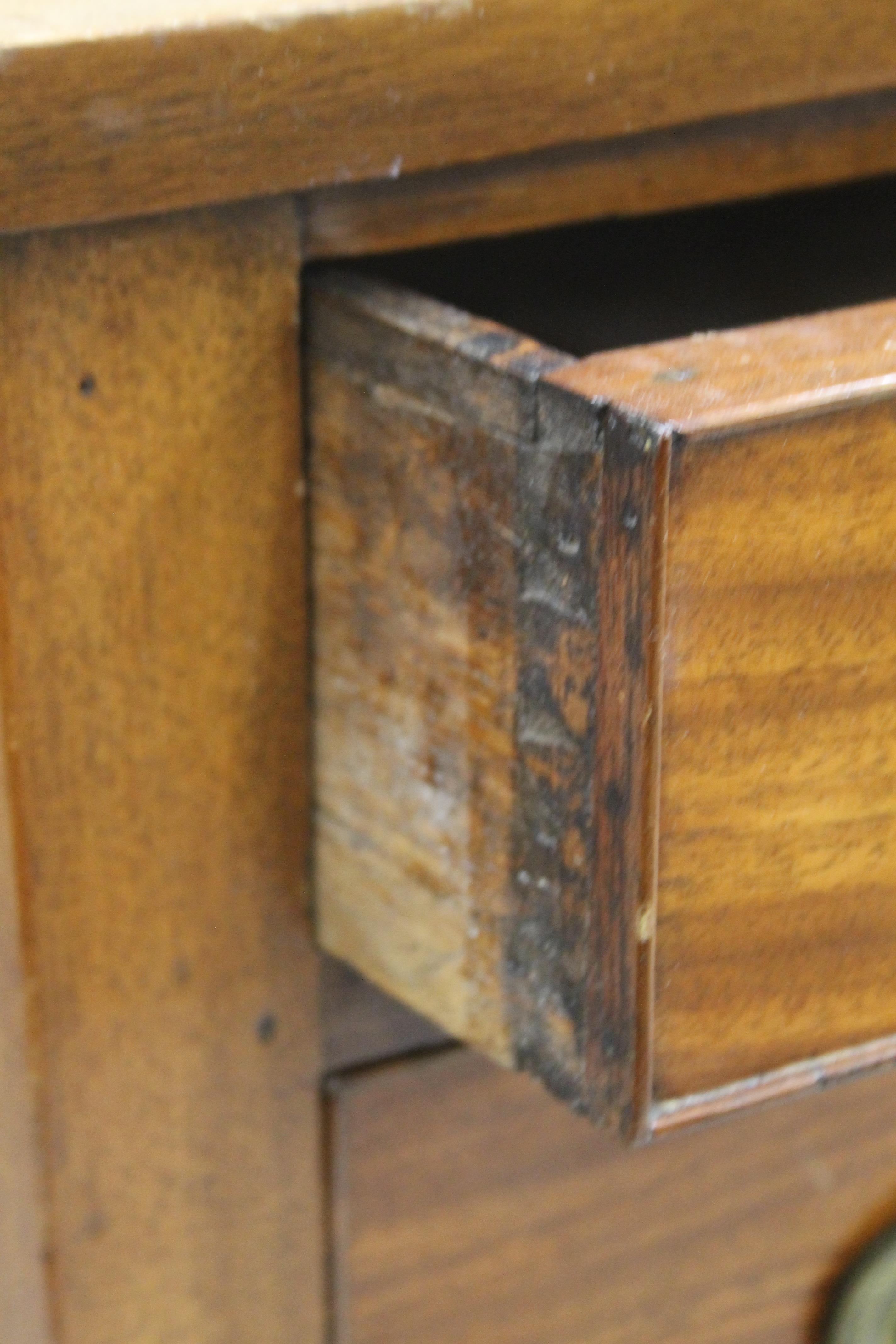 A 19th century mahogany bow front side table. 100 cm wide. - Image 6 of 7