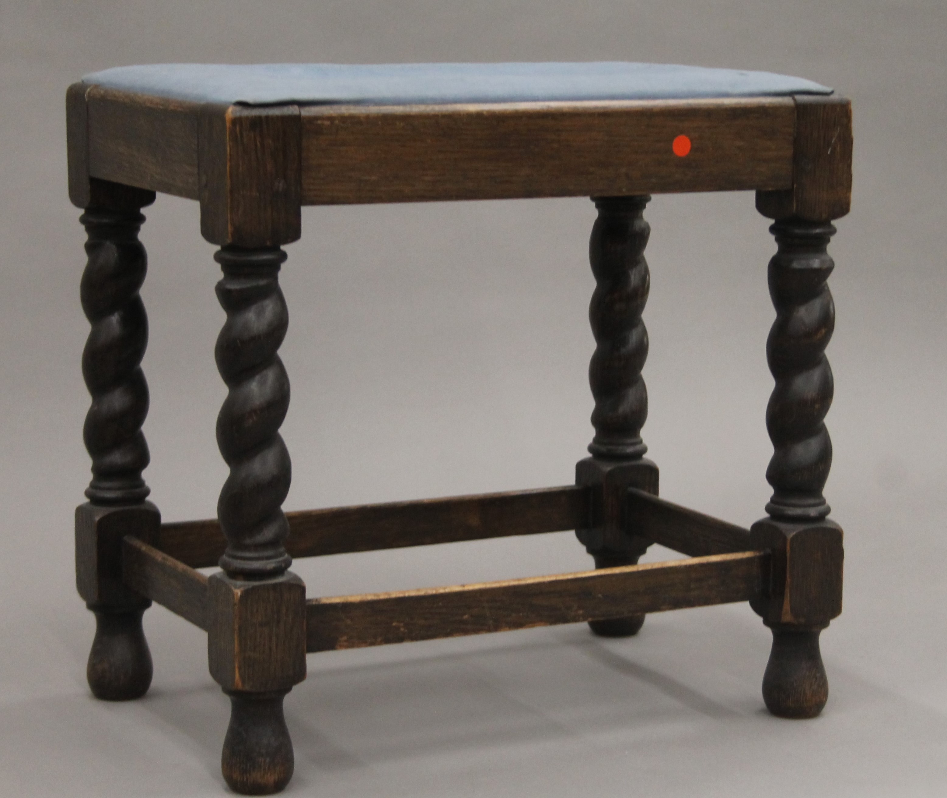 A small mahogany stool and two oak stools. The former 25 cm long. - Image 4 of 13