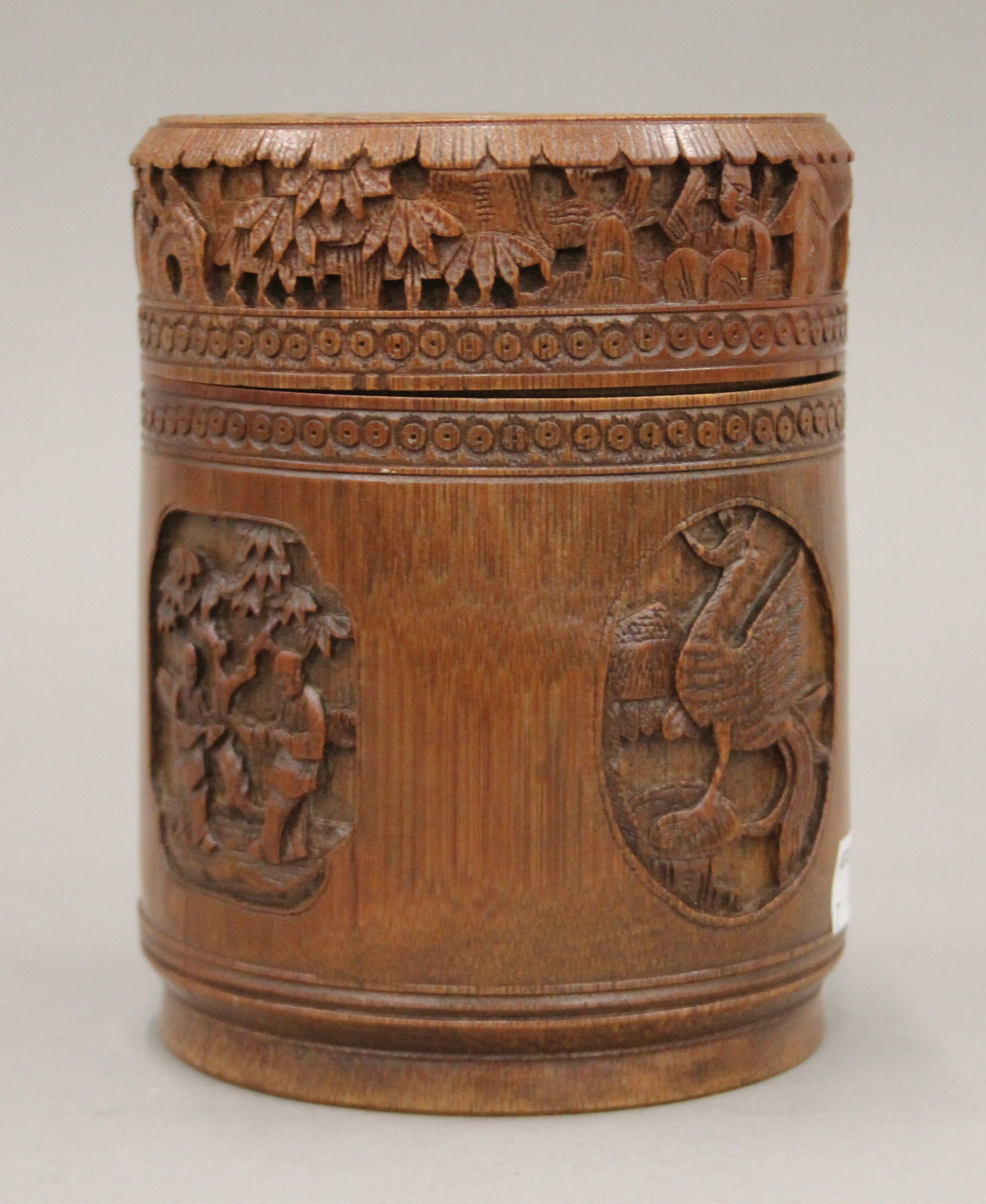 A Chinese cylindrical bamboo box, carved with various figures and mythical beasts, - Image 4 of 7
