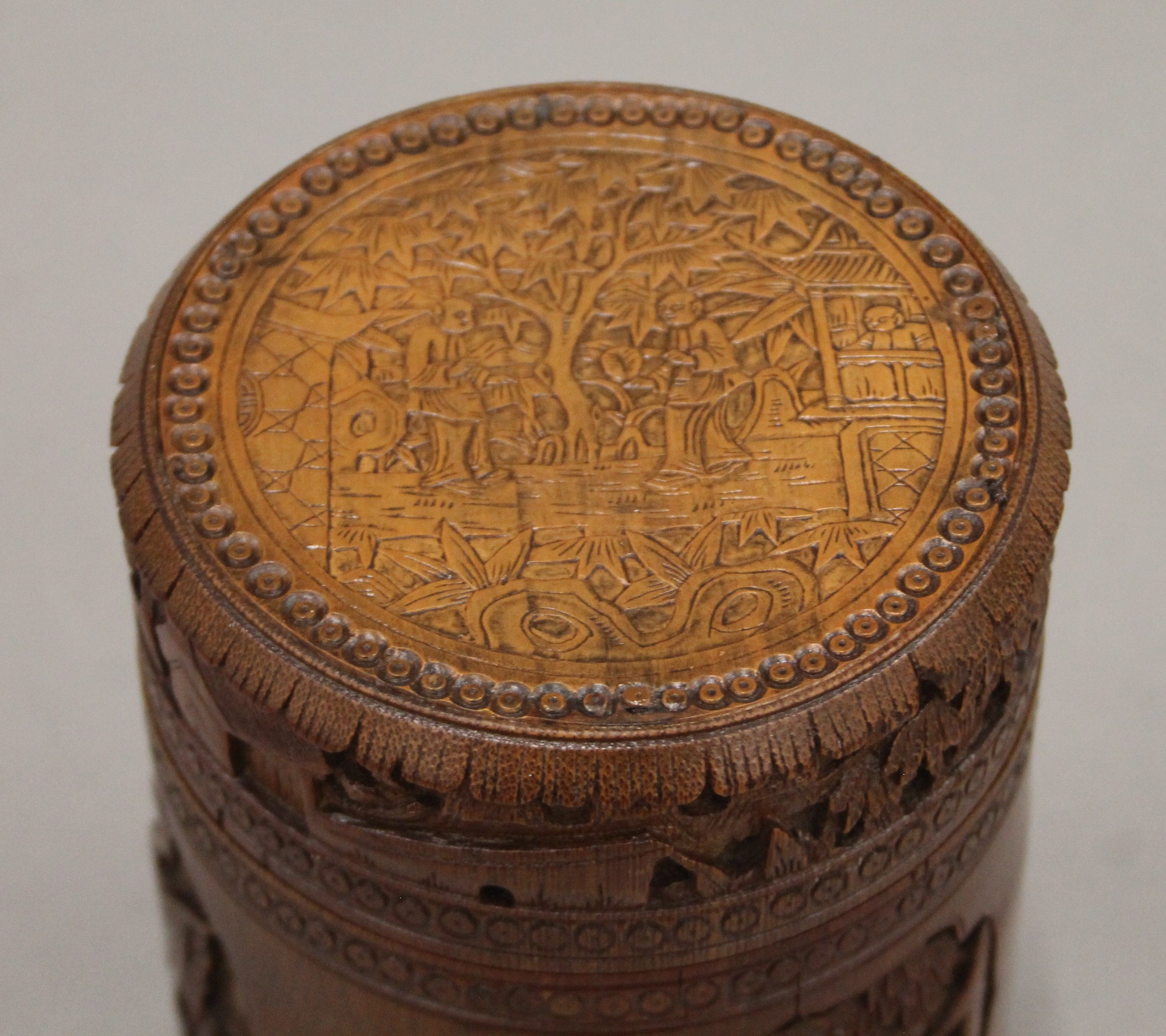 A Chinese cylindrical bamboo box, carved with various figures and mythical beasts, - Image 5 of 7
