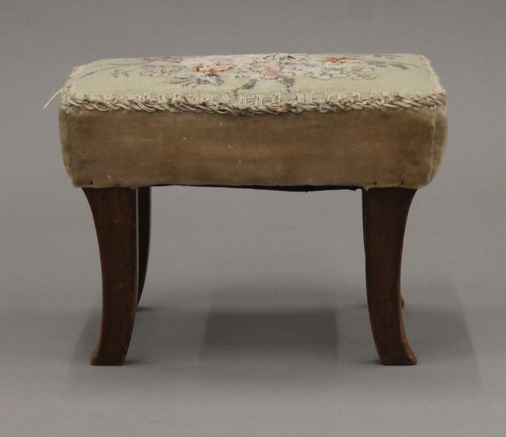 A small mahogany stool and two oak stools. The former 25 cm long. - Image 11 of 13