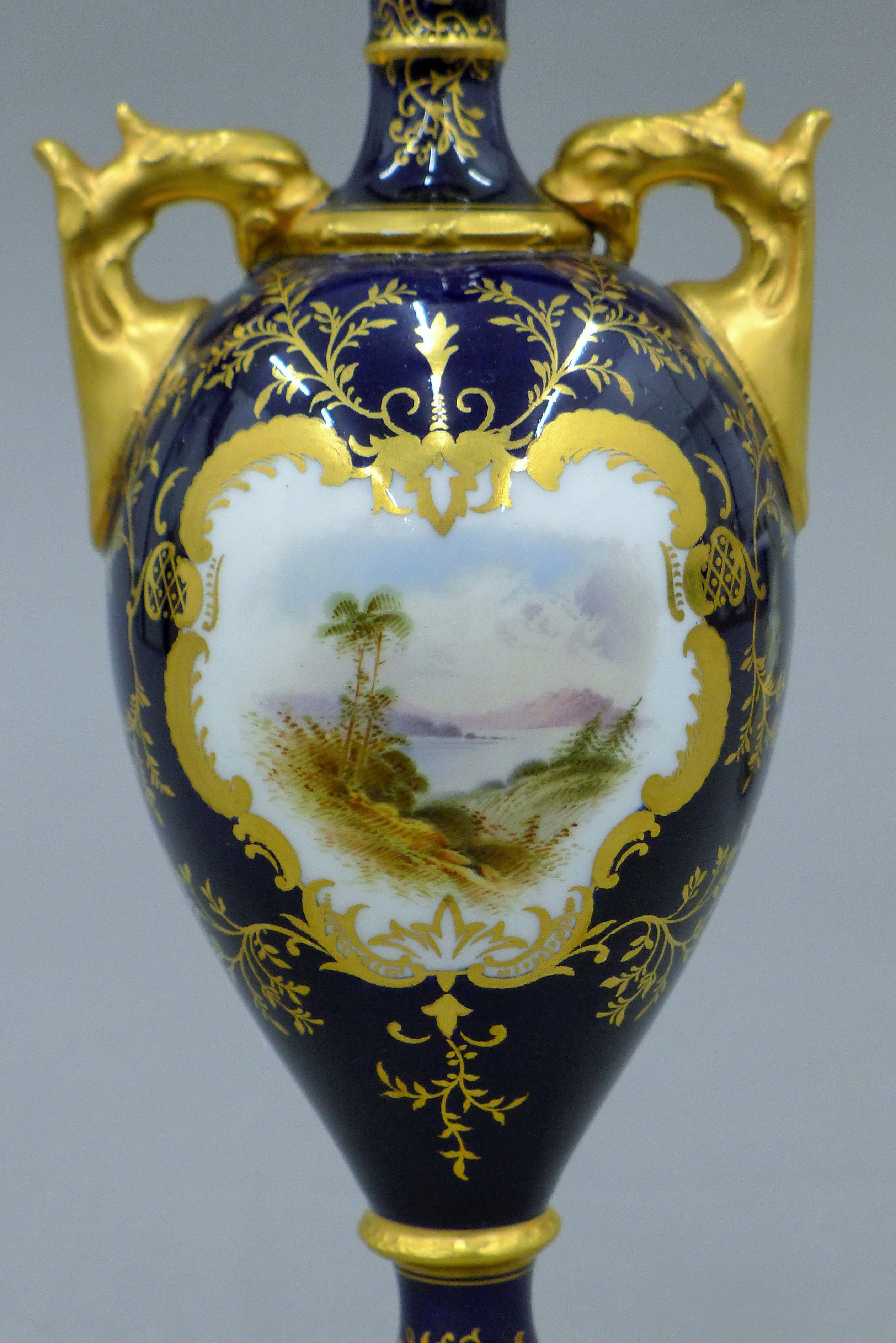 A Coalport porcelain vase. 20.5 cm high. - Image 4 of 6