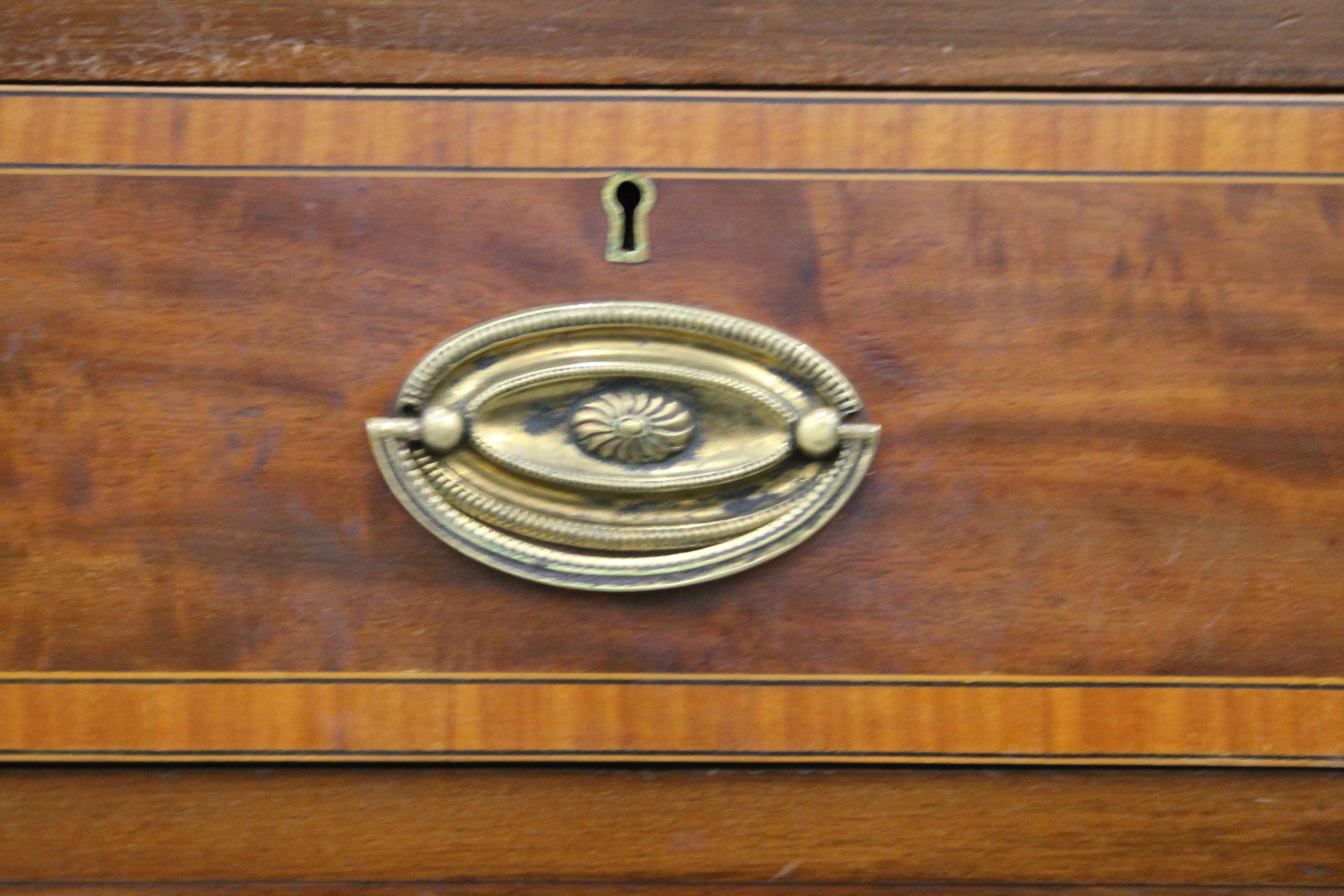 An Edwardian mahogany dressing table. 124 cm wide. - Image 7 of 14