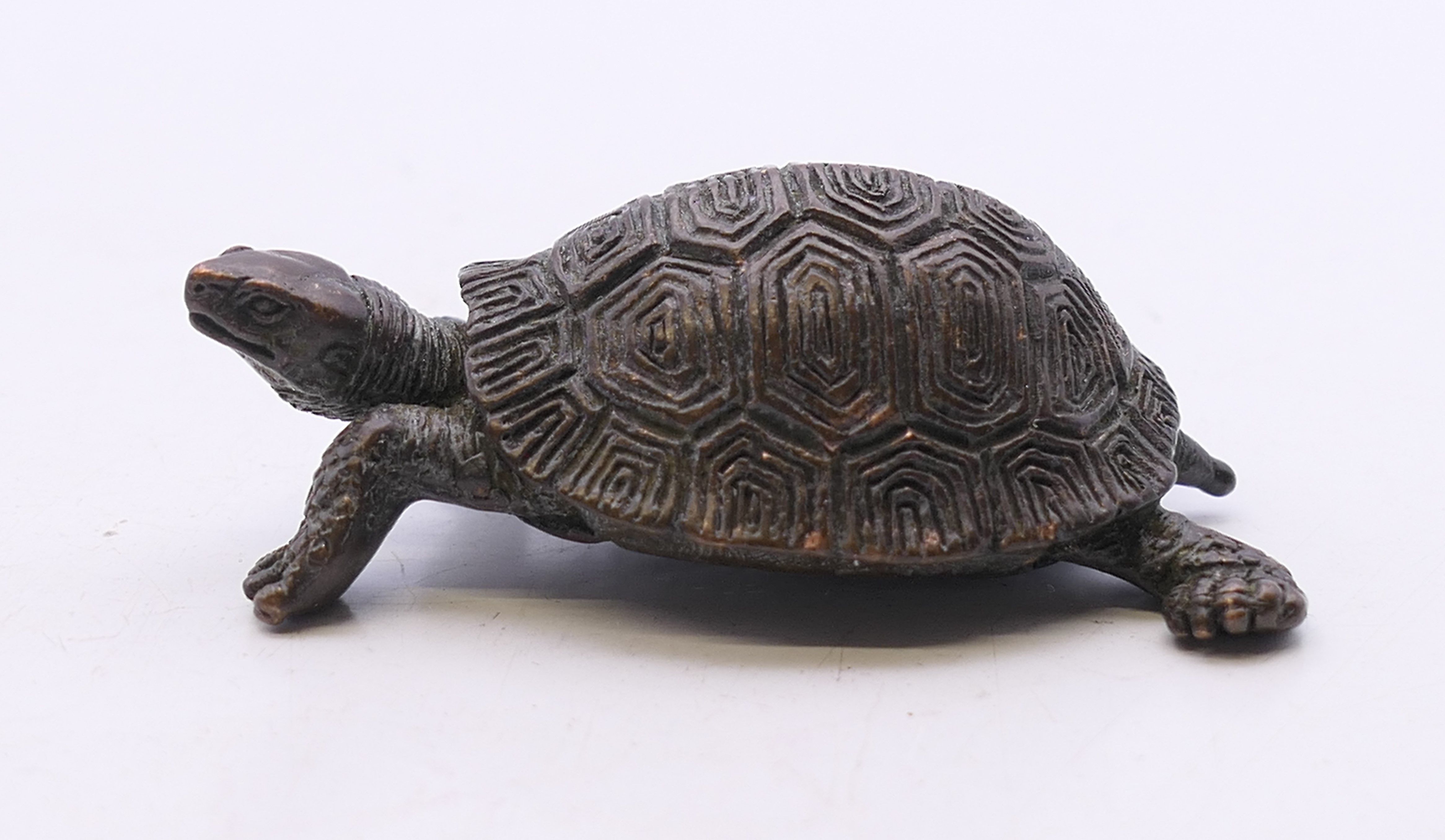 A bronze tortoise. 5.5 cm long. - Image 2 of 3