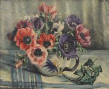 Still life of flowers, oil on canvas, indistinctly signed, framed. 29.5 x 24.5 cm.