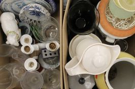 A quantity of various porcelain and glassware.