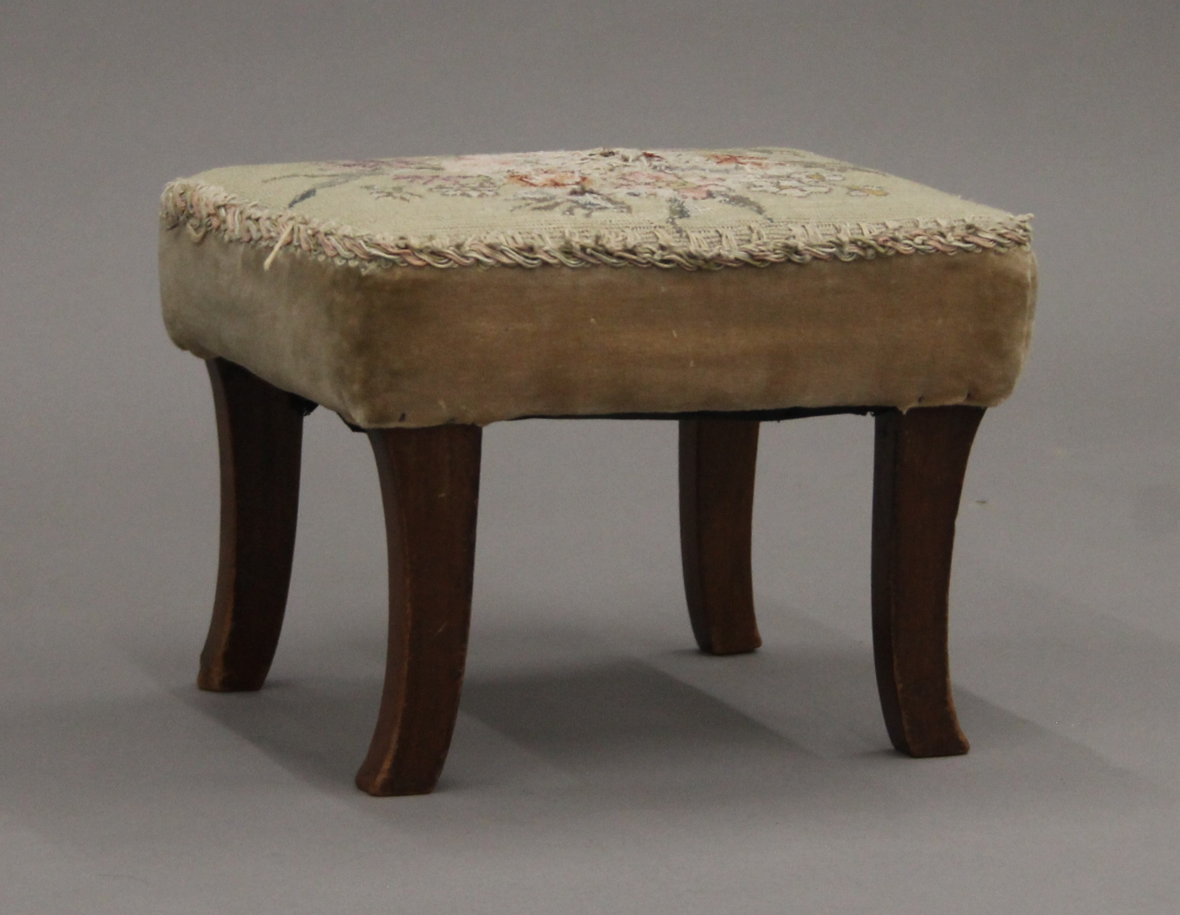 A small mahogany stool and two oak stools. The former 25 cm long. - Image 12 of 13
