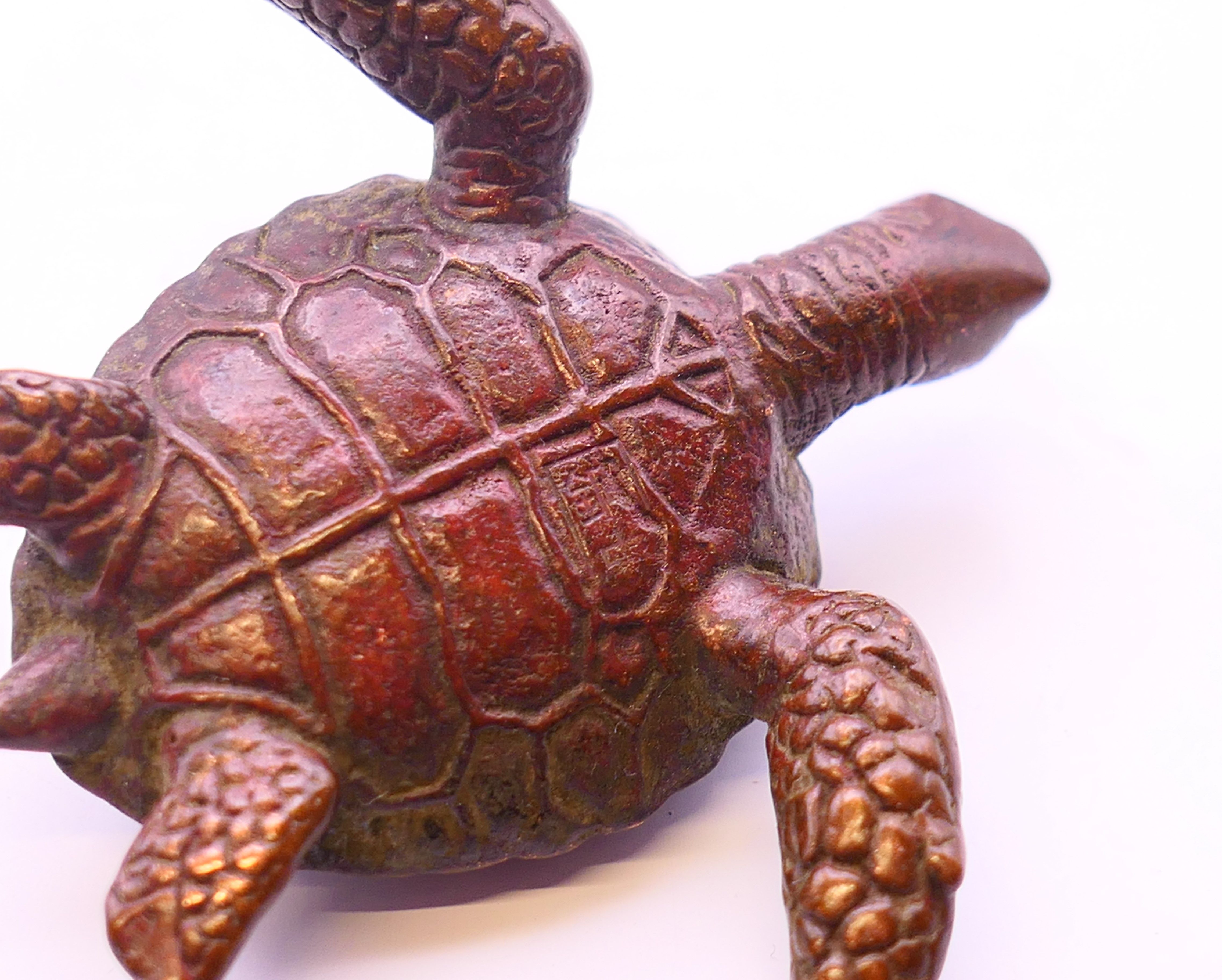 A bronze model of a turtle. 6 cm x 5 cm. - Image 4 of 4