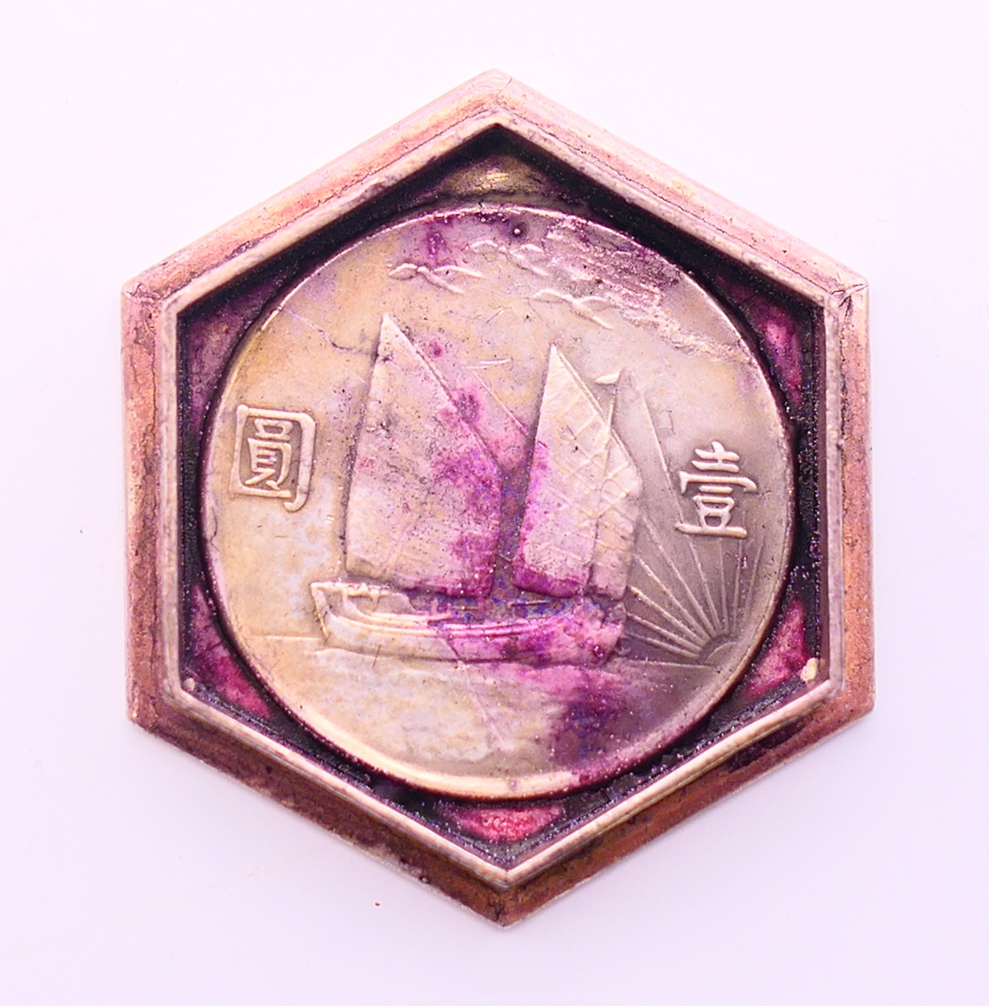 A Chinese octagonal coin box. 5 cm wide. - Image 5 of 6