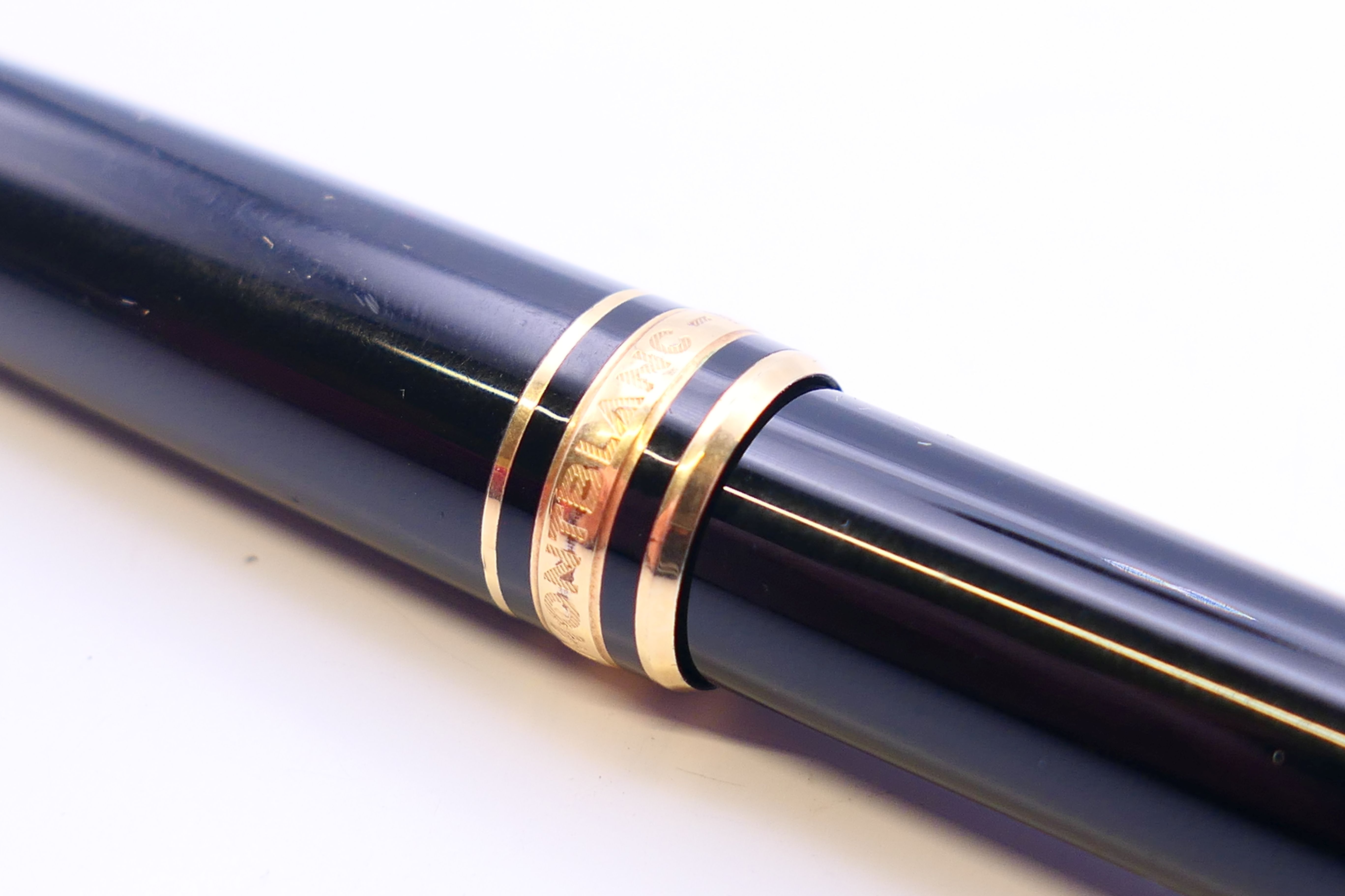 A Montblanc (Mont Blanc) Meisterstuck fountain pen with 14 ct gold Montblanc nib, numbered FB167025. - Image 4 of 8