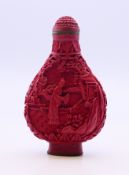 A Chinese snuff bottle and stopper. 7.5 cm high.