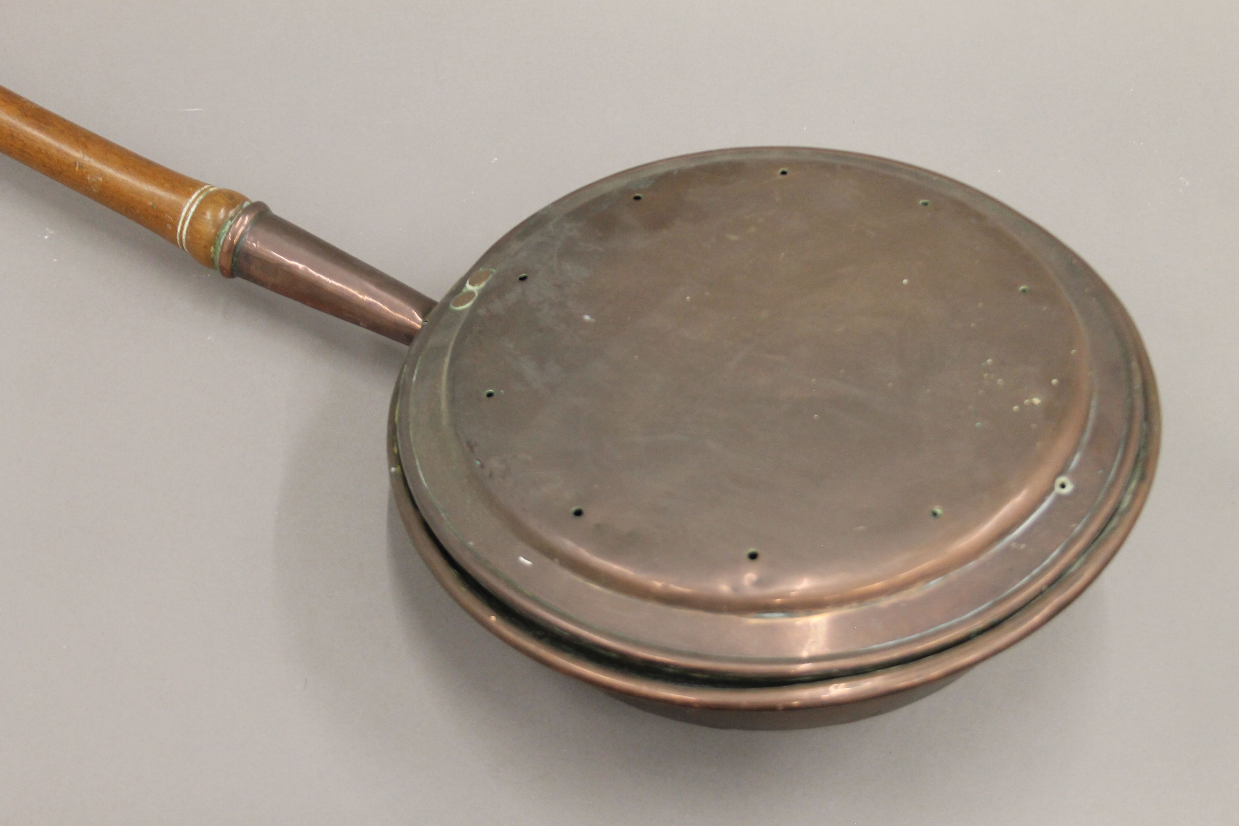 Two Victorian copper warming pans. The largest 115 cm long. - Image 6 of 7