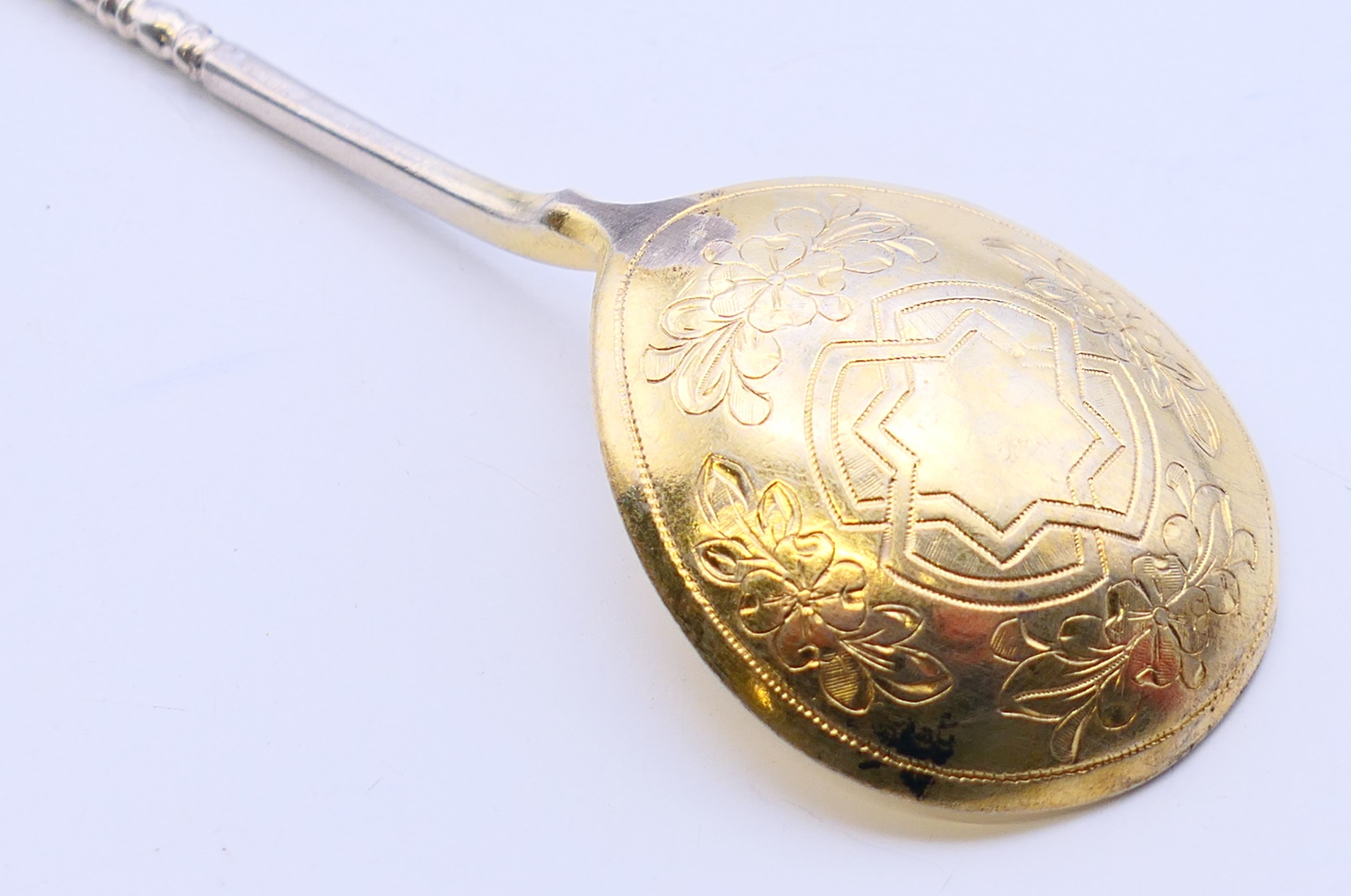 A Russian silver spoon. 16.5 cm long. 32.7 grammes. - Image 4 of 5