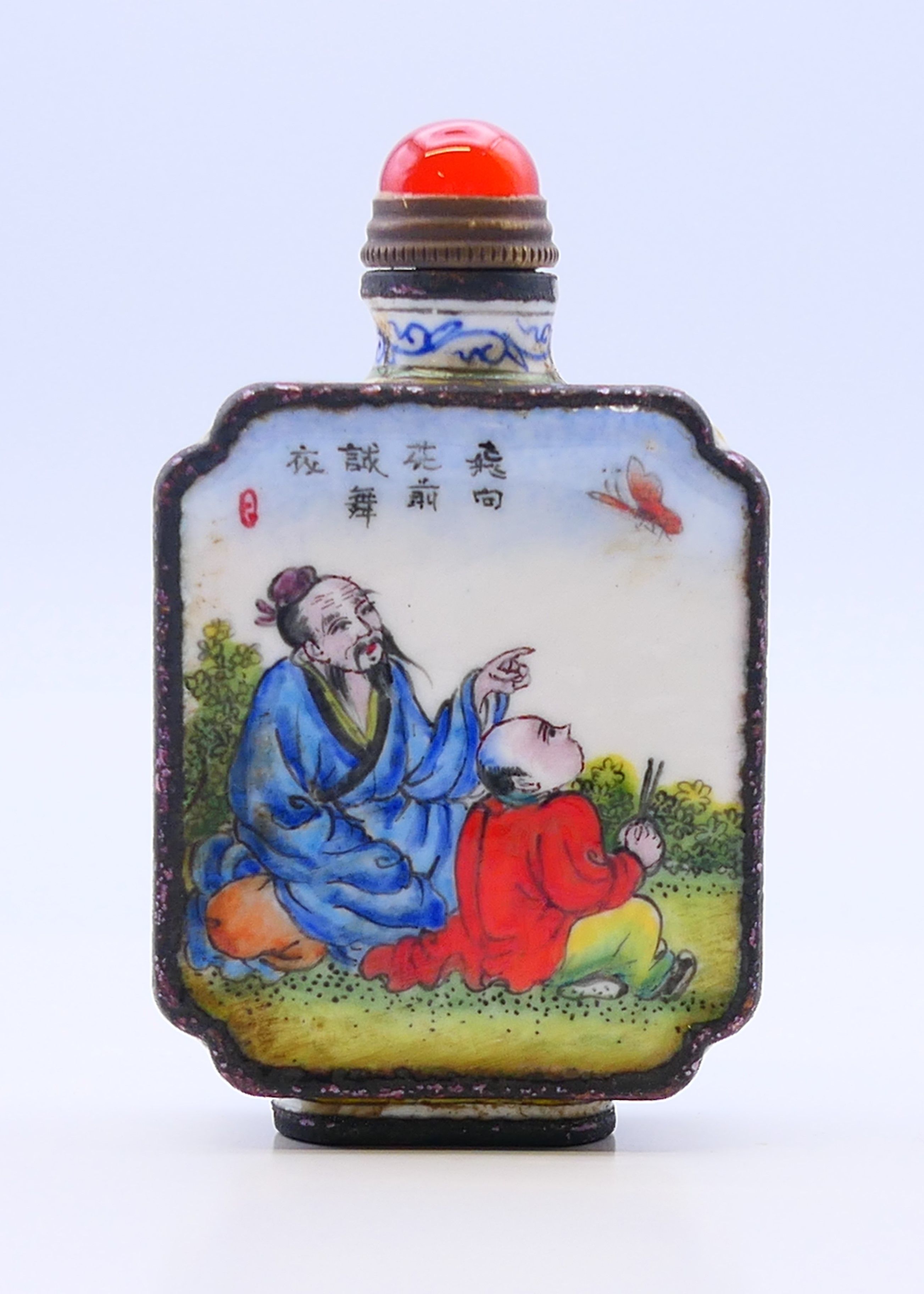 A Canton enamel snuff bottle and stopper. 7.5 cm high. - Image 3 of 5