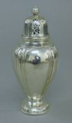 A silver sugar caster. 14 cm high. 123 grammes.