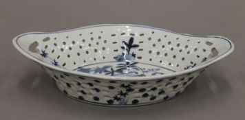 Chinese blue and white reticulated dish. 27 cm long.