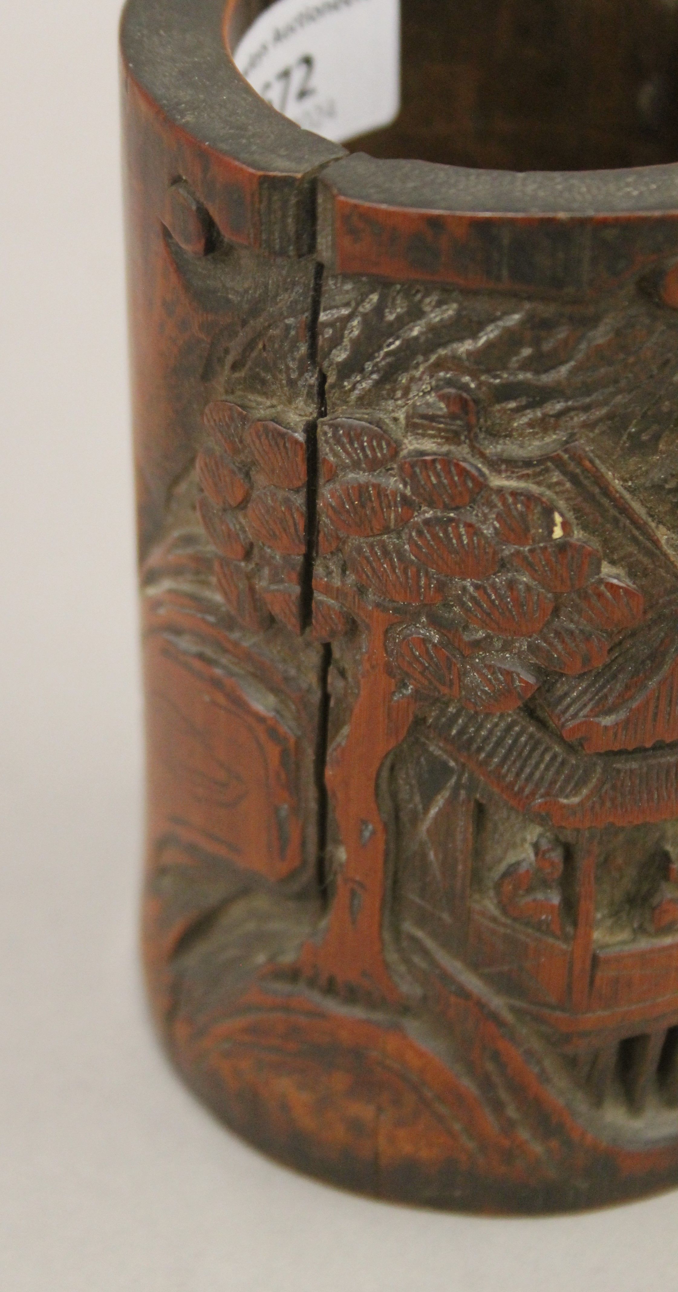 A 19th century Chinese bamboo brush pot. 13.5 cm high. - Image 4 of 5