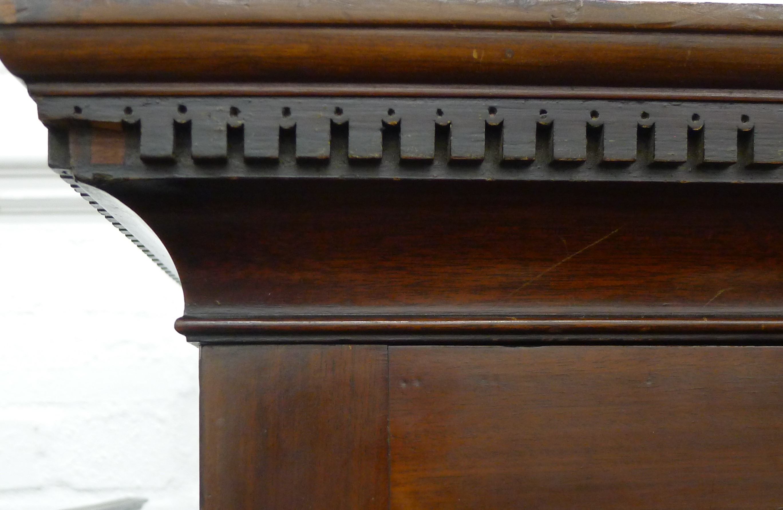 A Victorian mahogany linen press. 131 cm wide x 202 cm high. - Image 4 of 9