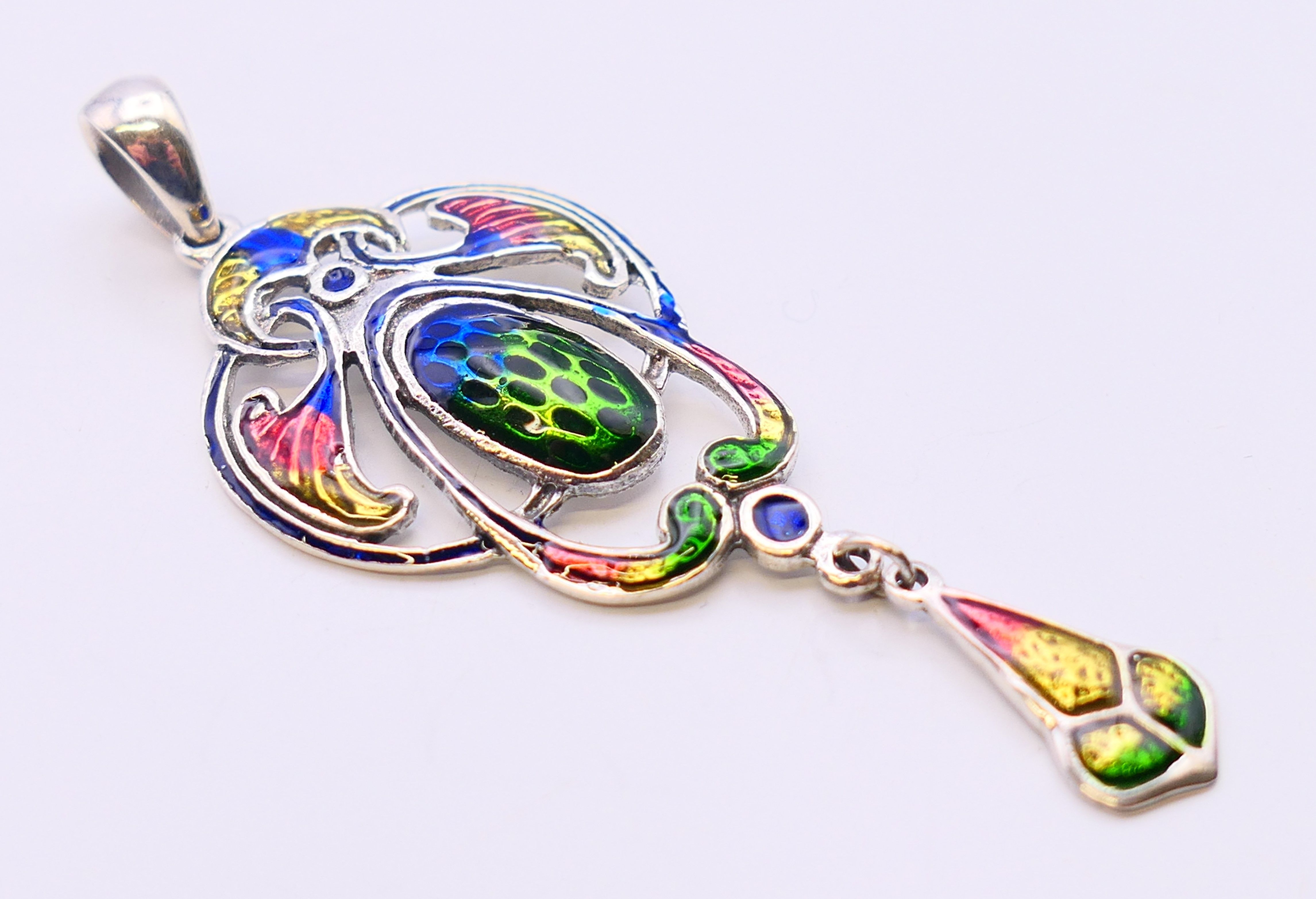 A silver Art Nouveau style pendant. 6 cm high. - Image 3 of 4