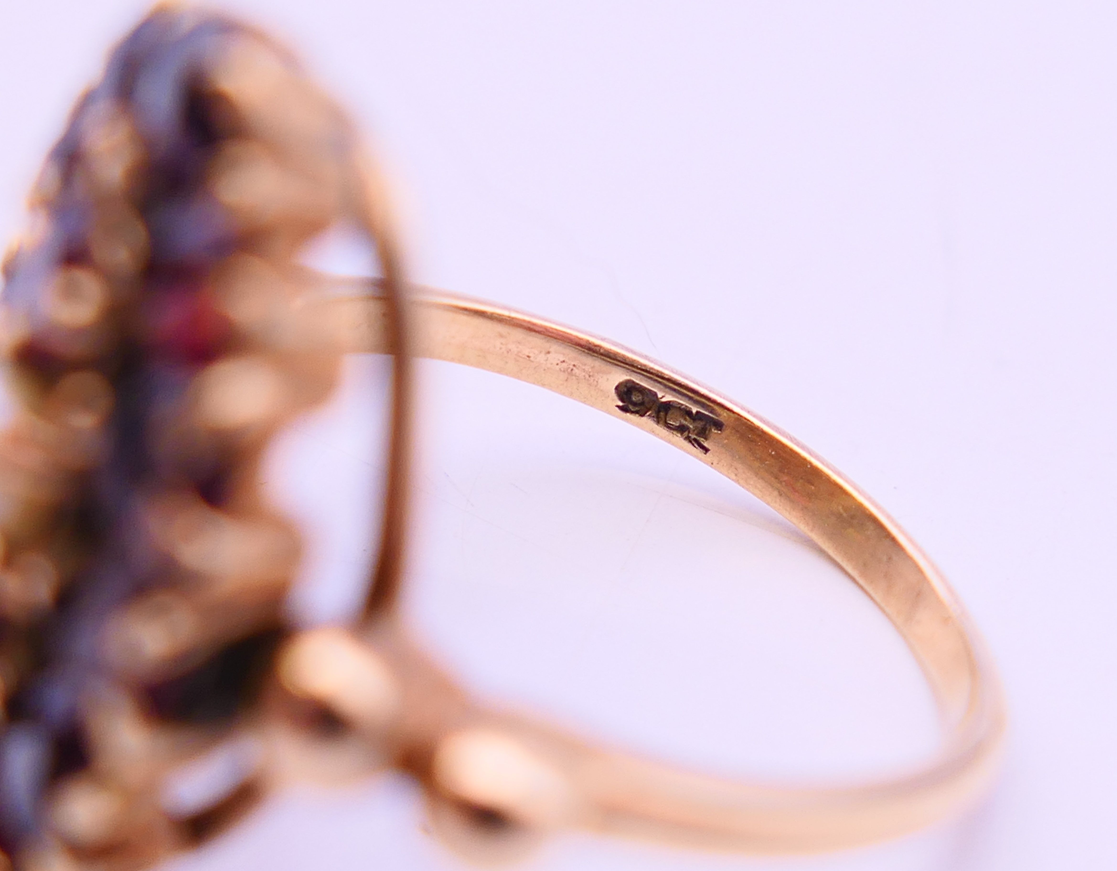 A 9 ct gold garnet and seed pearl ring. Ring size L. - Image 5 of 7