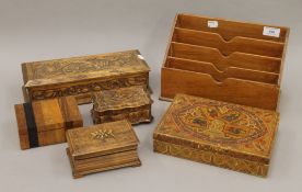 A quantity of various wooden boxes and a letter rack. The latter 28 cm wide.