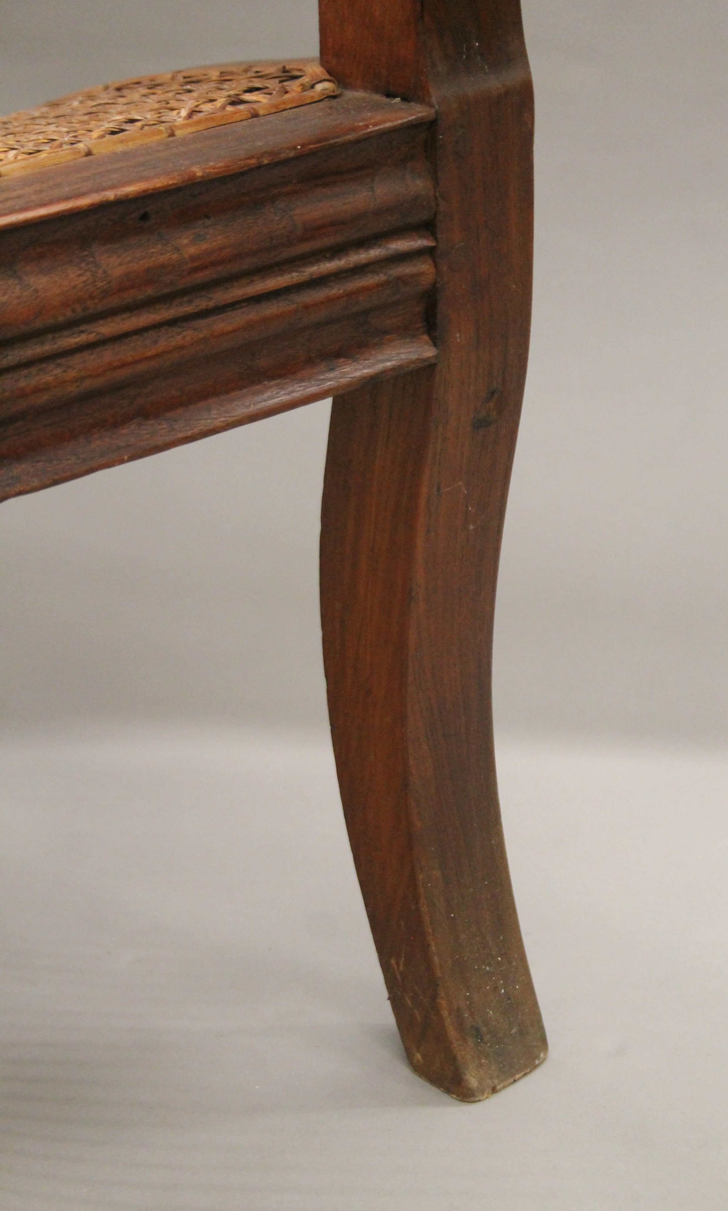 Two caned plantation chairs, each approximately 72 cm wide. - Image 11 of 11