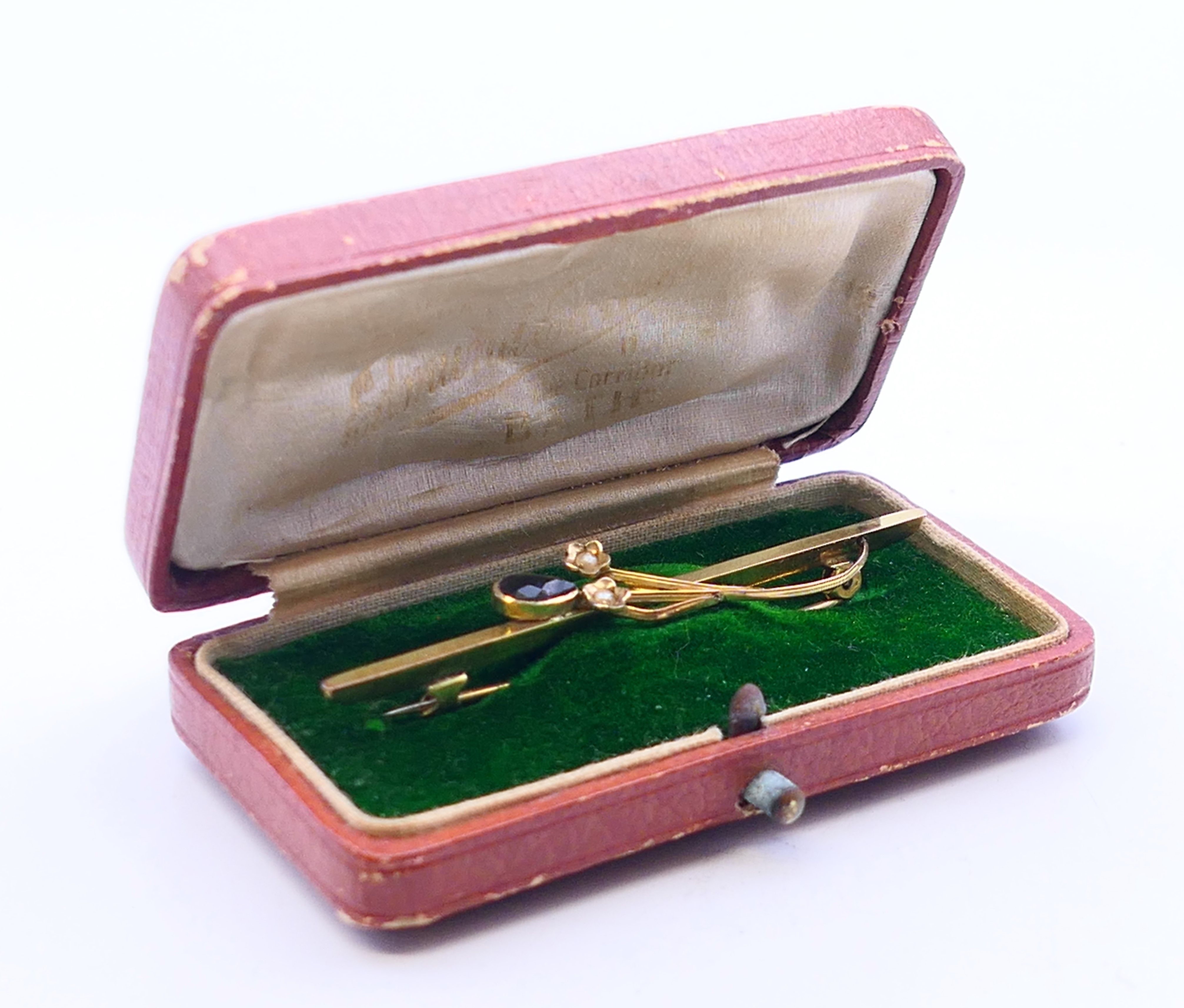 Three 9 ct gold brooches, one with pearls set within a 'D', all boxed. The largest 6 cm long. 5. - Image 14 of 14