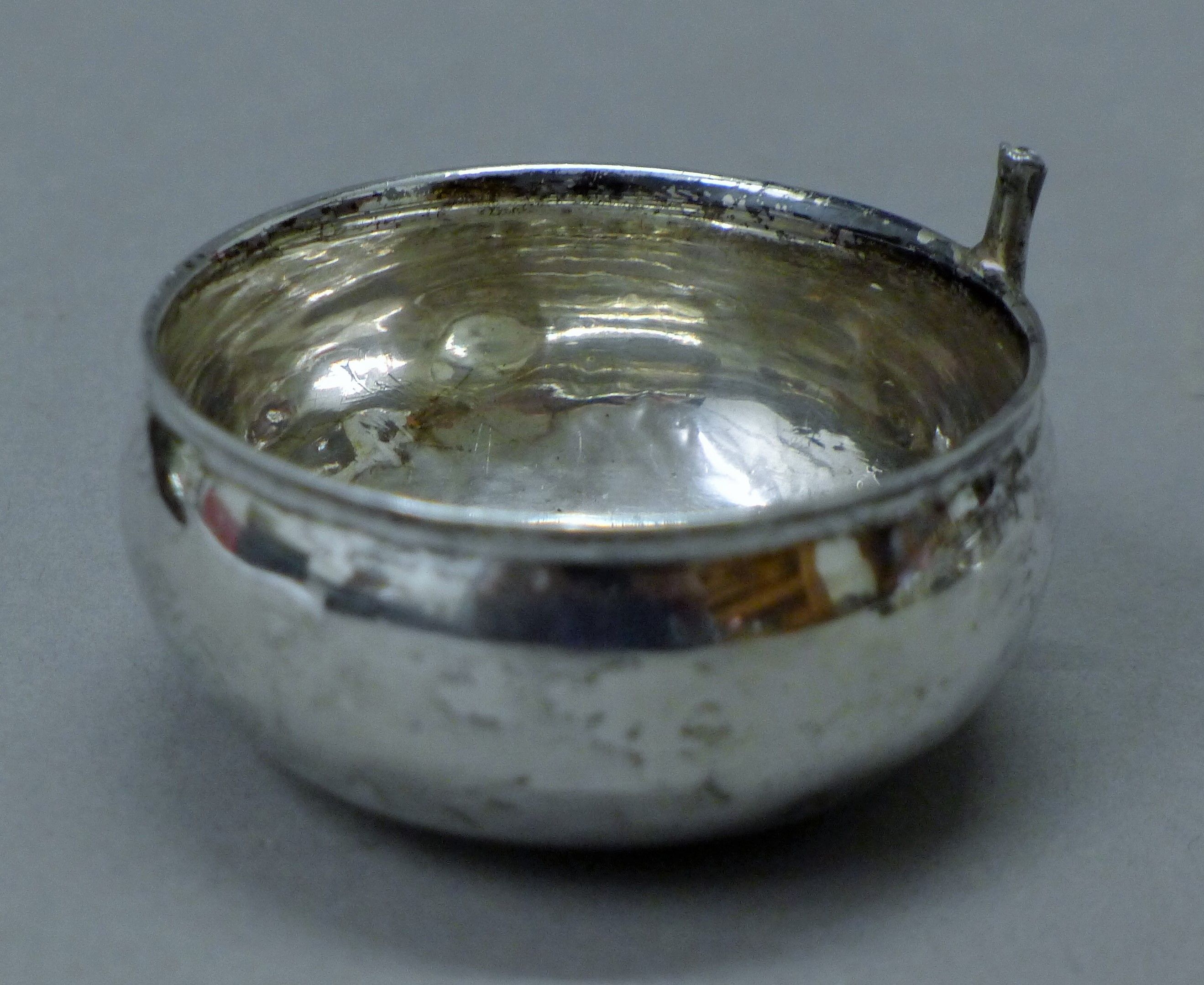 A quantity of silver items, including a Sampson & Mordan 1901 silver whistle, - Image 6 of 13