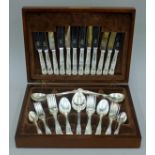 A plated cutlery canteen. 39 cm wide.