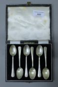 A cased set of silver teaspoons. 55.8 grammes.